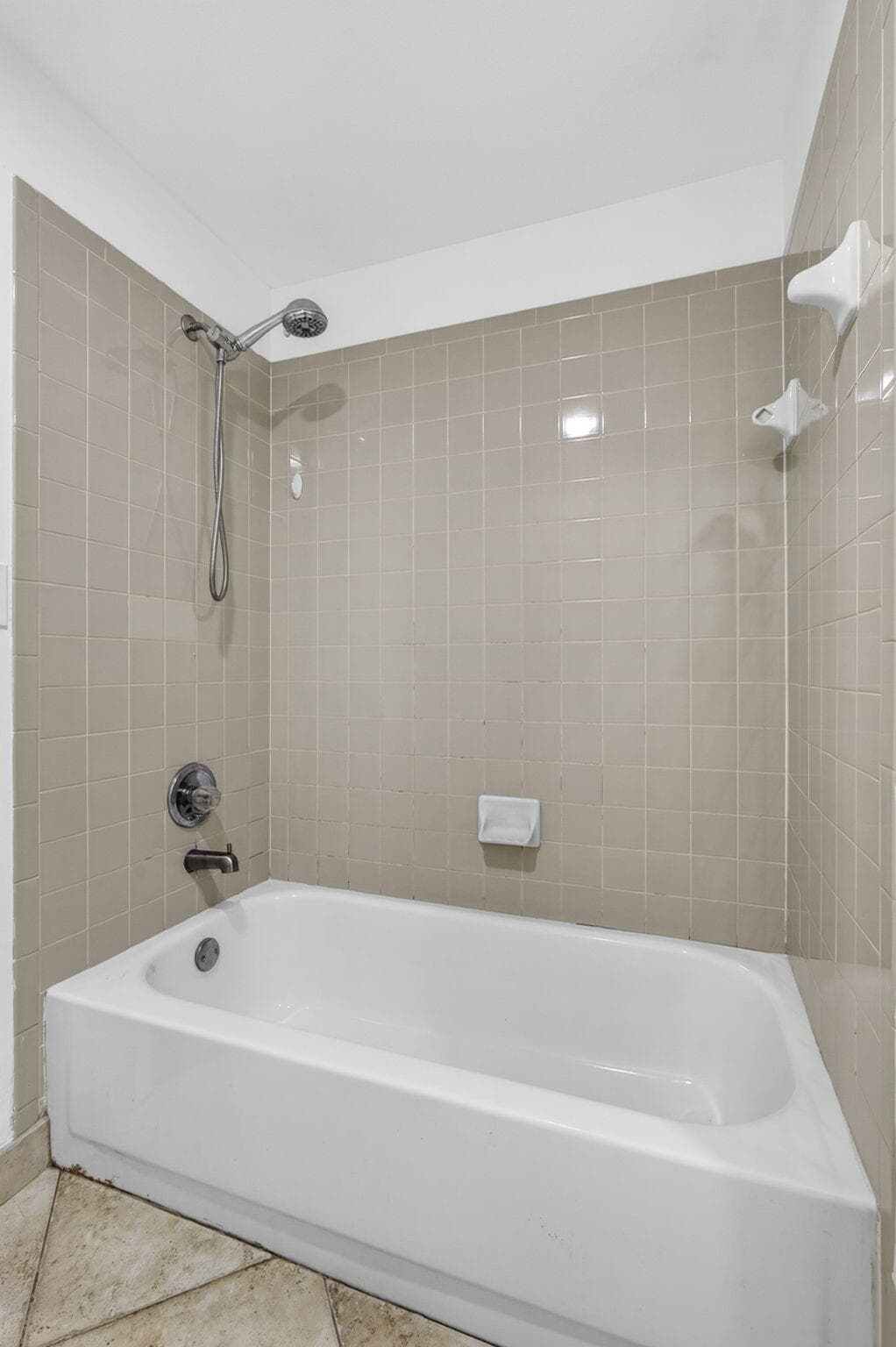 8443 Elaine Drive, Boynton Beach, FL 33472 — photo 32 of 50