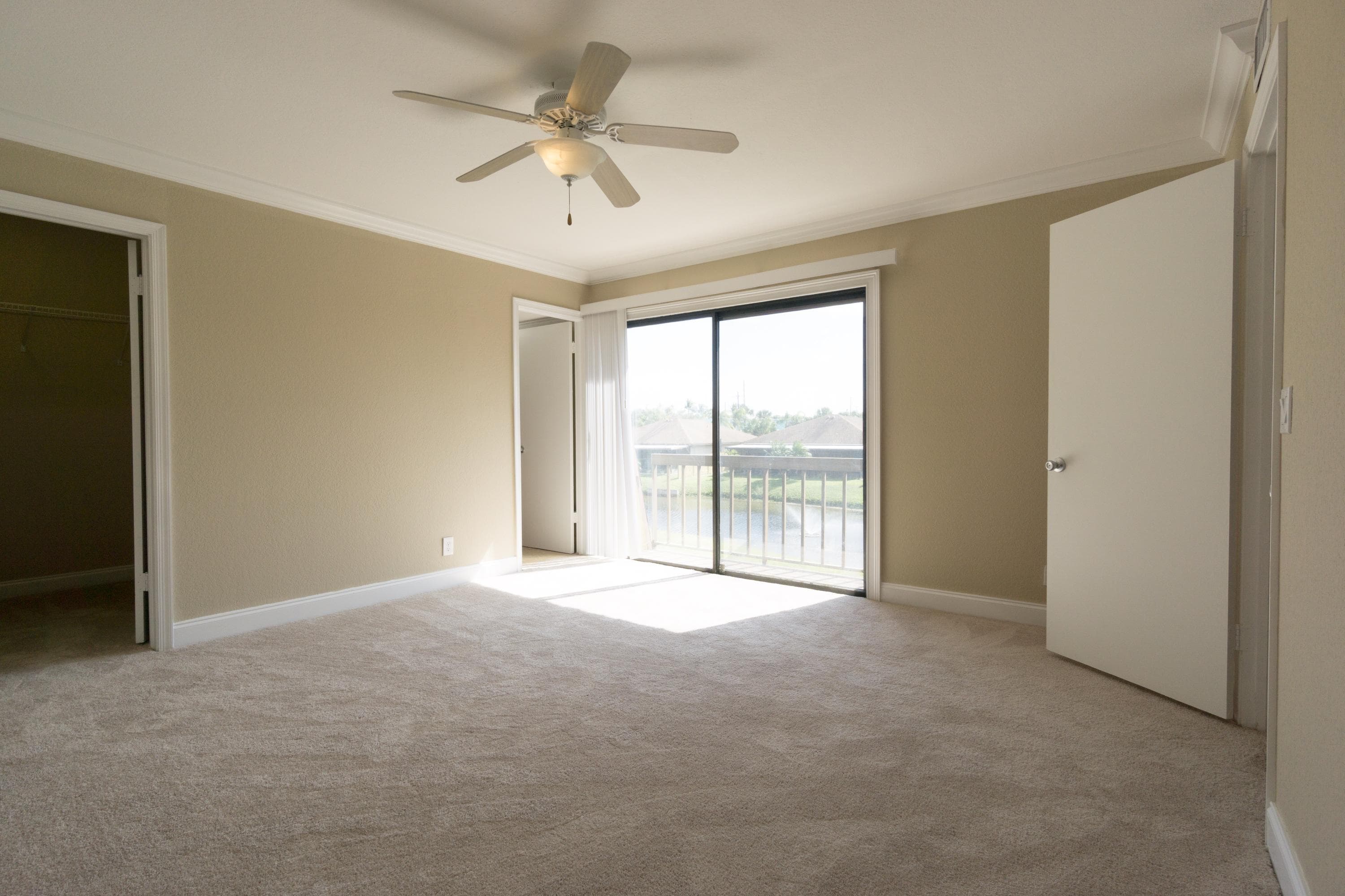 110 N Delaware Boulevard 15d, Jupiter, FL 33458 — photo 7 of 21