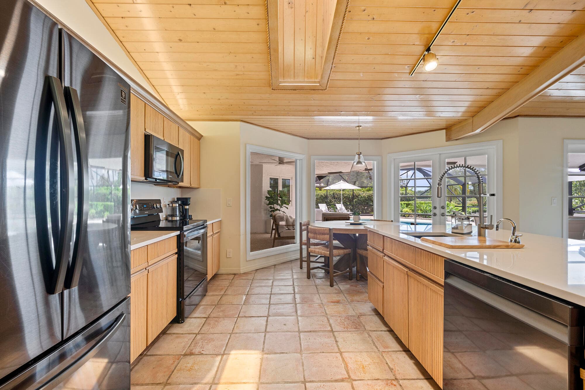 10252 Shireoaks Lane, Boca Raton, FL 33498 — photo 11 of 52