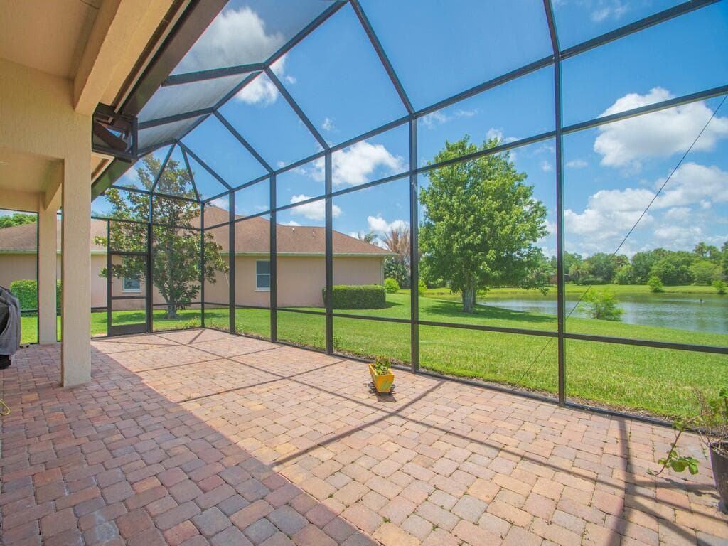 4405 65th Drive, Vero Beach, FL 32967 — photo 3 of 43