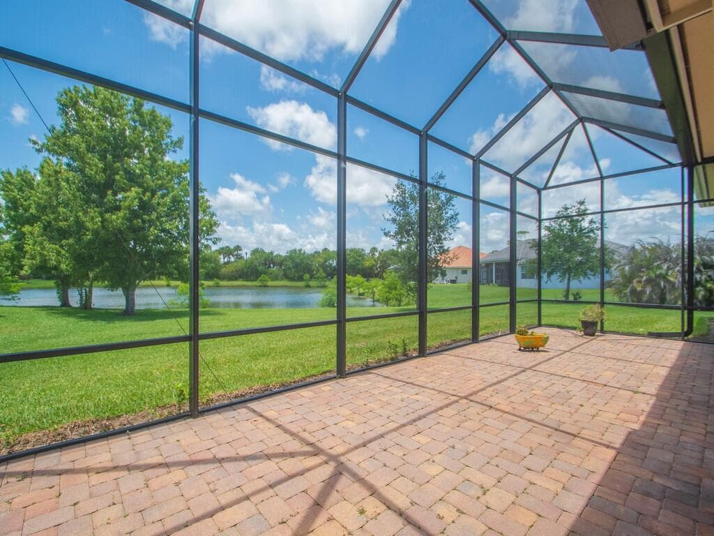 4405 65th Drive, Vero Beach, FL 32967 — photo 6 of 43
