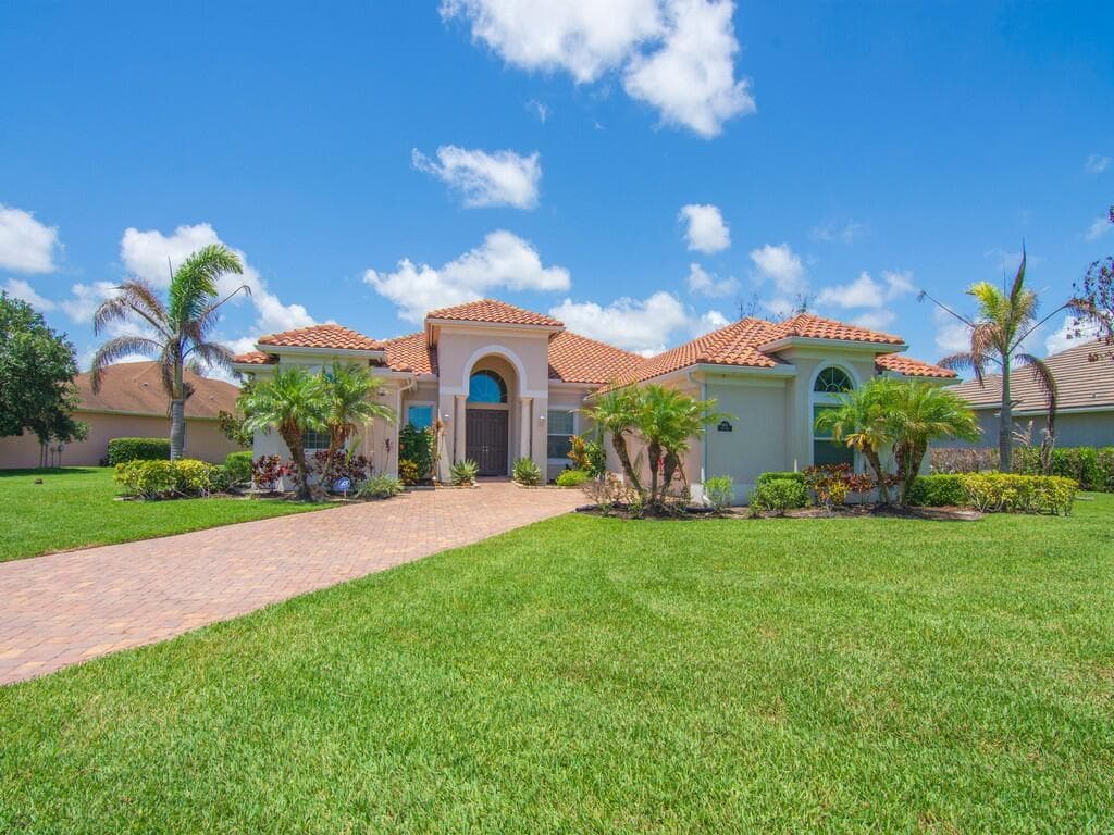 4405 65th Drive, Vero Beach, FL 32967 — photo 10 of 43