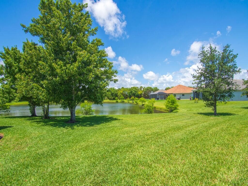4405 65th Drive, Vero Beach, FL 32967 — photo 12 of 43