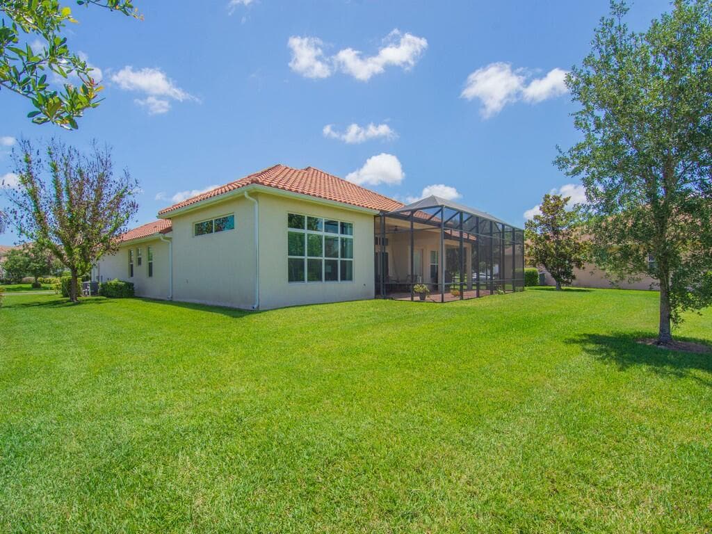 4405 65th Drive, Vero Beach, FL 32967 — photo 18 of 43