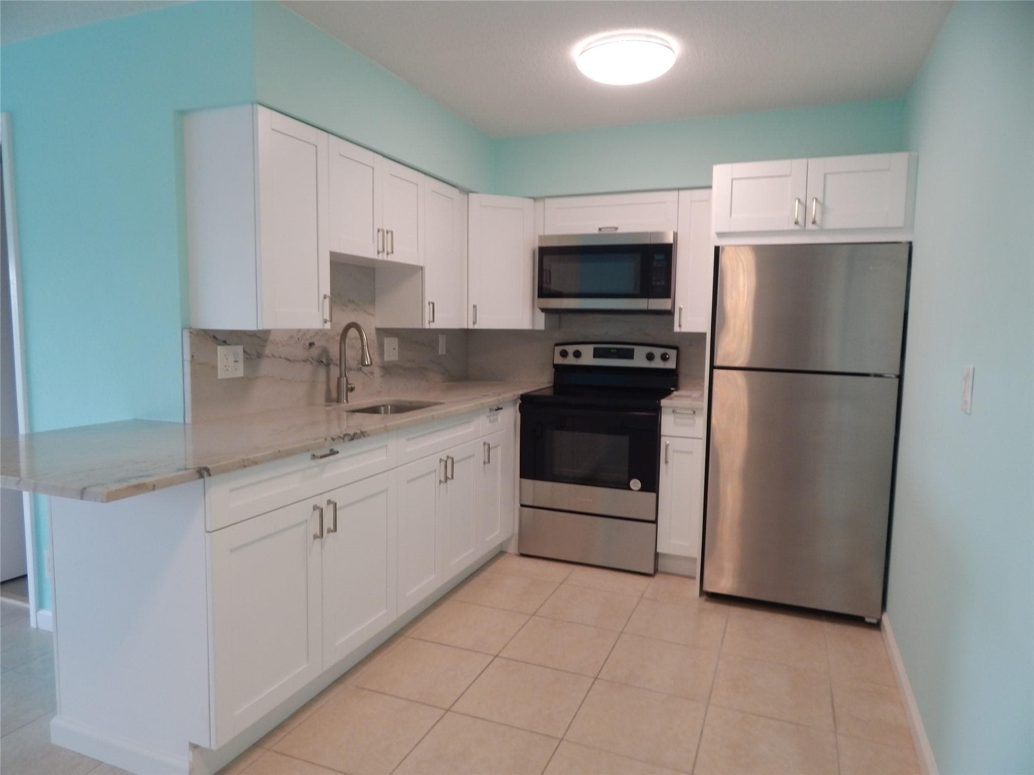 3220 Bayview Drive 314, Fort Lauderdale, FL 33306 — photo 6 of 21