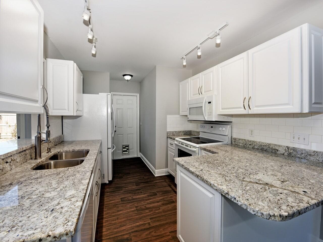598 NE Maranta Terrado, Jensen Beach, FL 34957 — photo 8 of 22