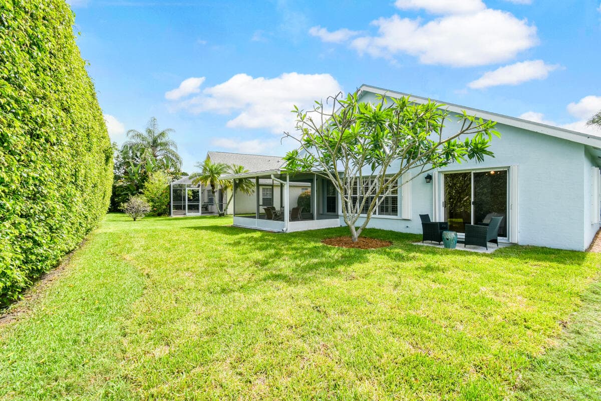 124 Adobe Circle, Jupiter, FL 33458 — photo 35 of 51