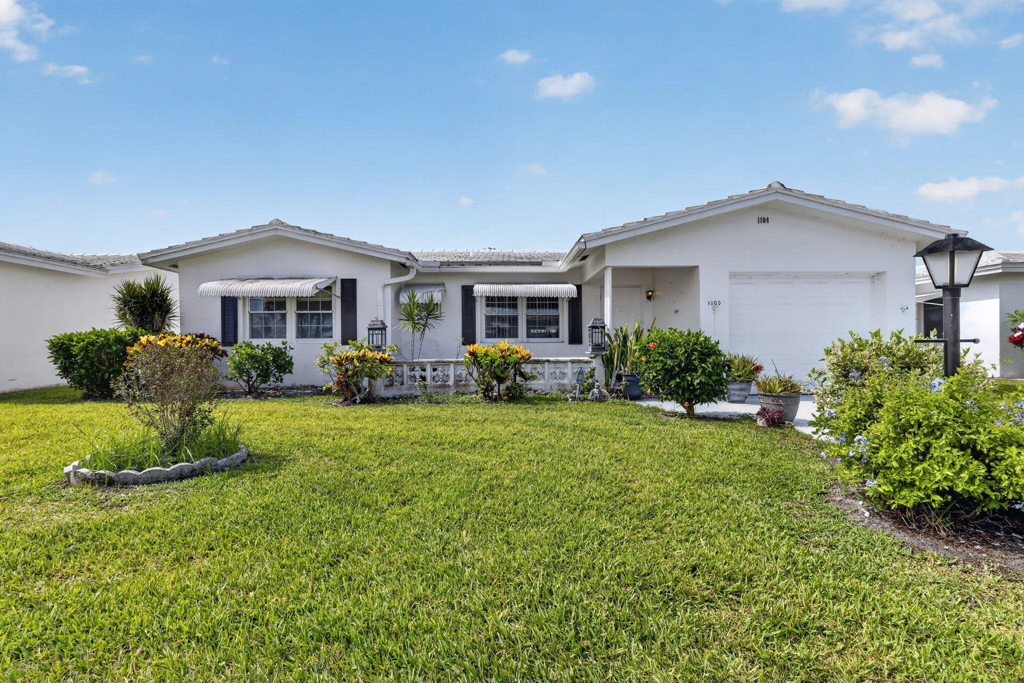 1104 W Ocean Avenue, Boynton Beach, FL 33426 — photo 2 of 37