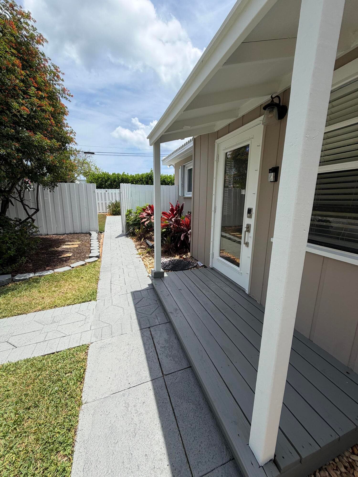 204 S Seacrest Circle, Delray Beach, FL 33444 — photo 28 of 31