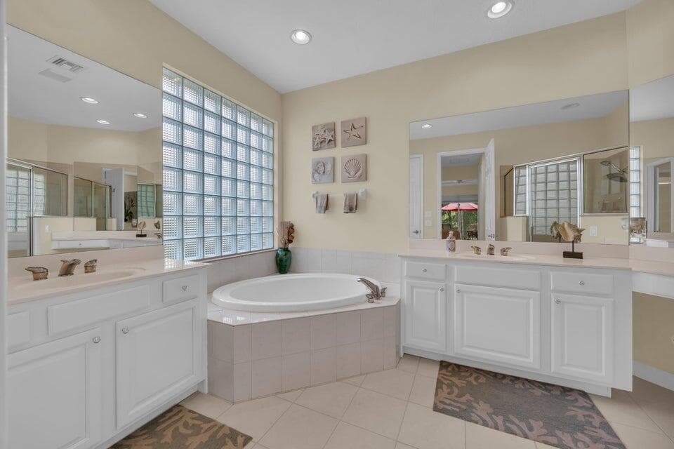 8821 Champions Way, Port St. Lucie, FL 34986 — photo 15 of 36