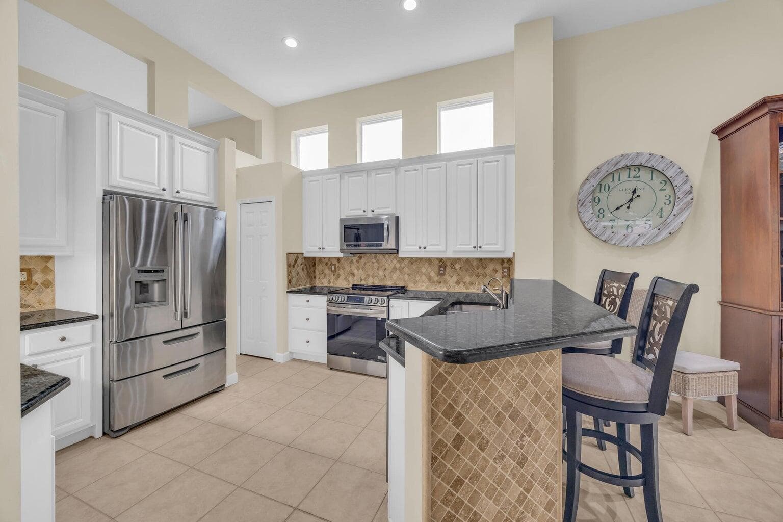 8821 Champions Way, Port St. Lucie, FL 34986 — photo 7 of 36