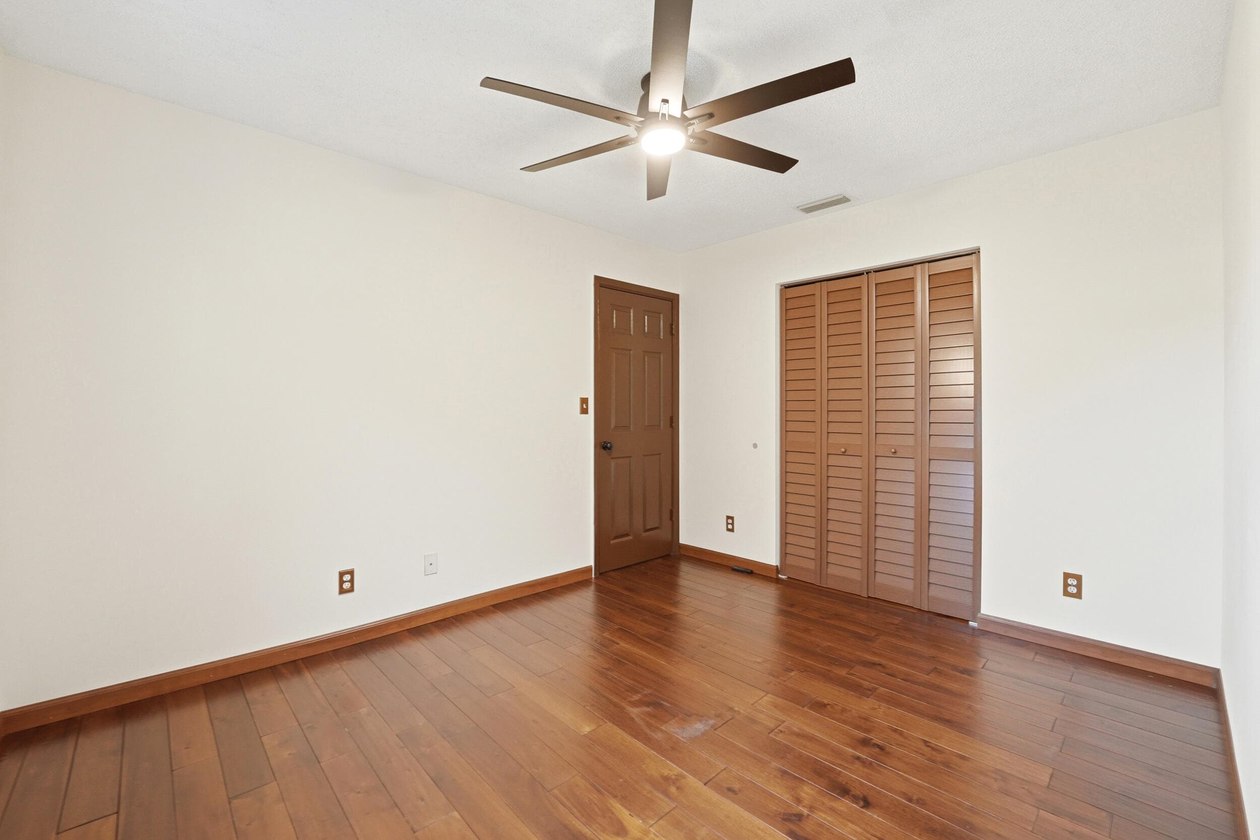 5787 SW 57th Way, Davie, FL 33314 — photo 32 of 40