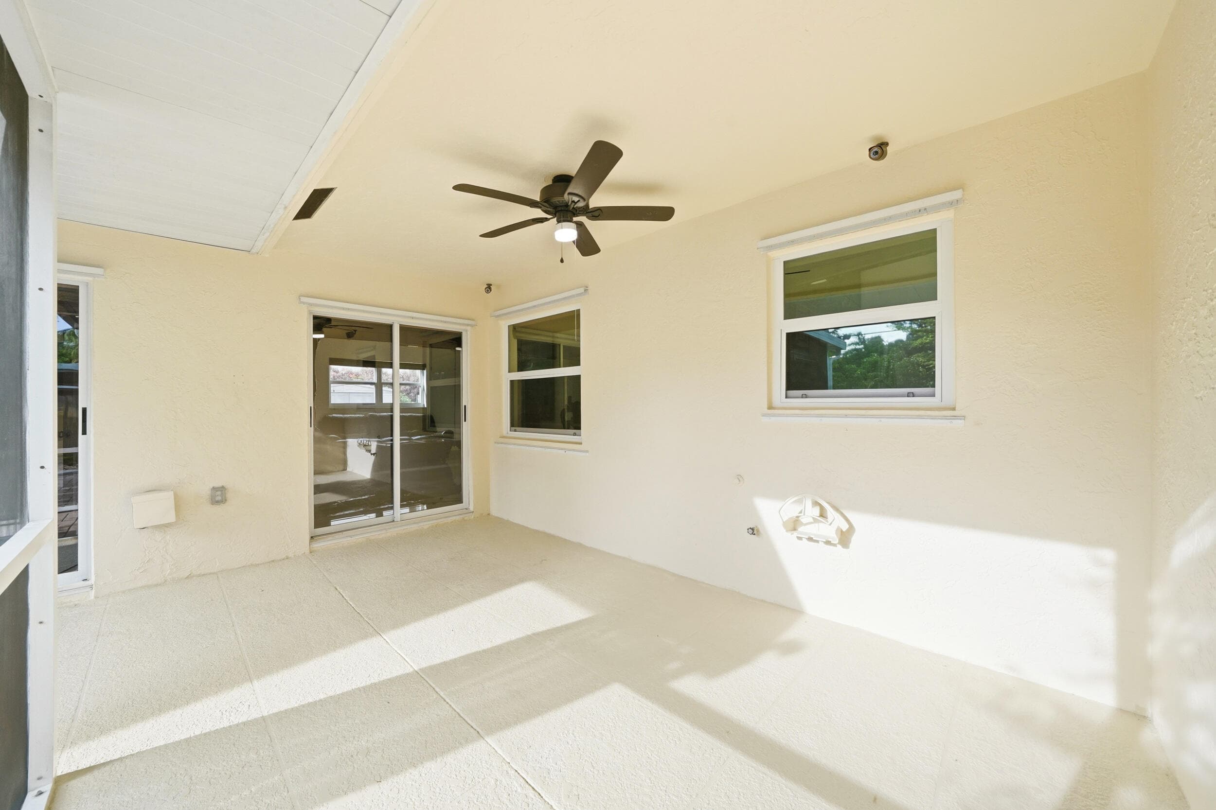 5787 SW 57th Way, Davie, FL 33314 — photo 30 of 40