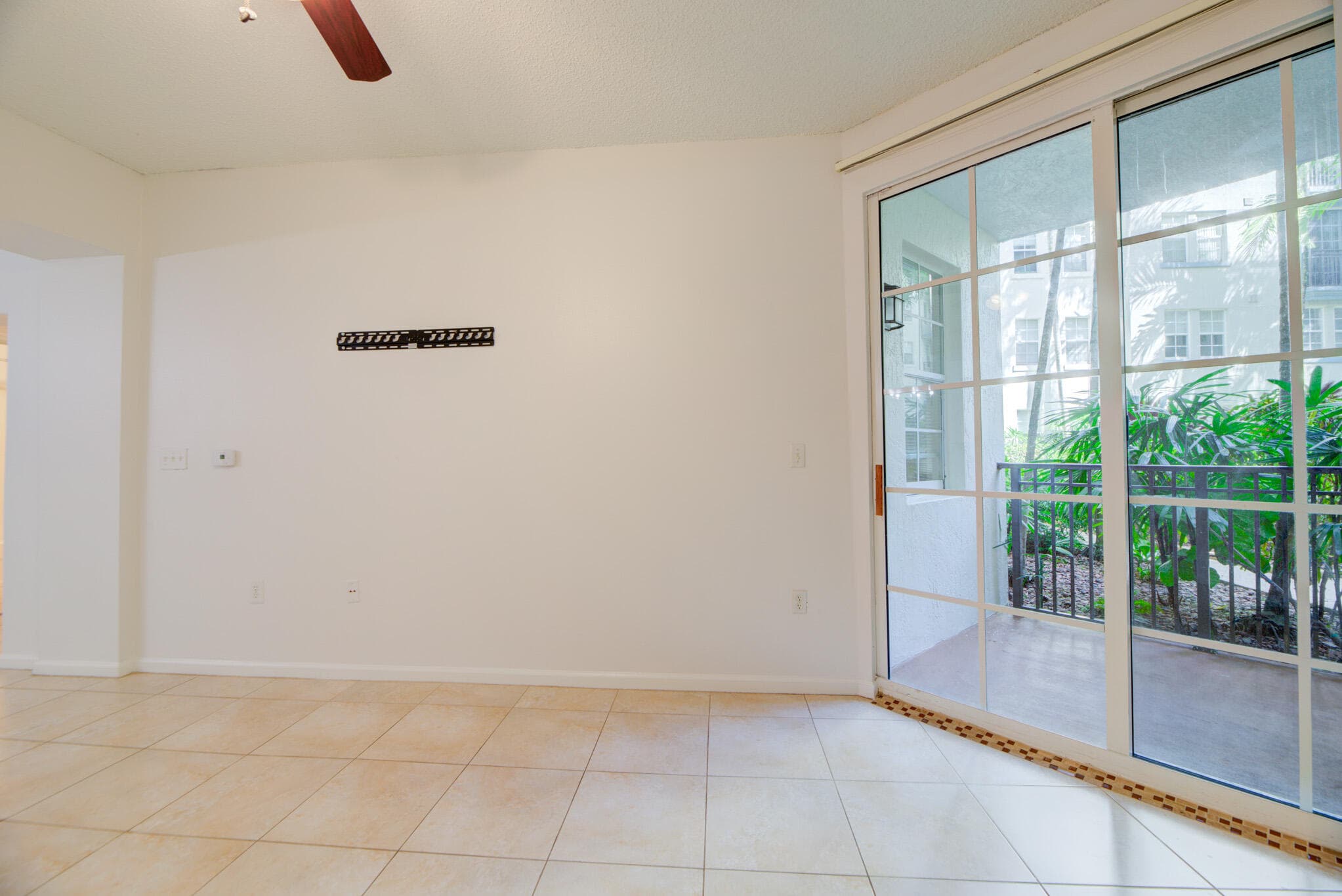 533 NE 3rd Avenue 131, Fort Lauderdale, FL 33301 — photo 22 of 33