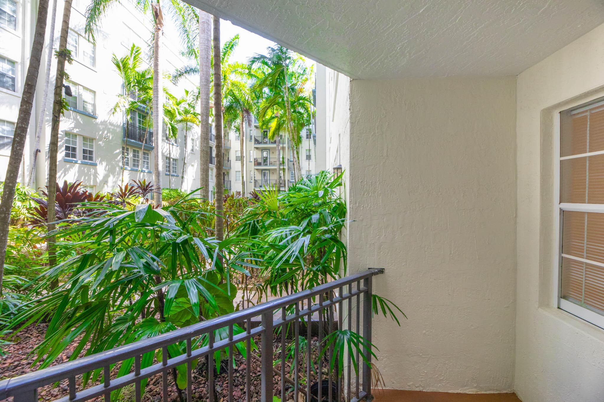 533 NE 3rd Avenue 131, Fort Lauderdale, FL 33301 — photo 24 of 33