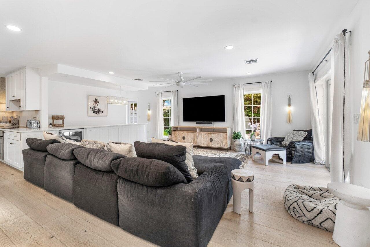 783 Toledo Drive, Boca Raton, FL 33432 — photo 16 of 57