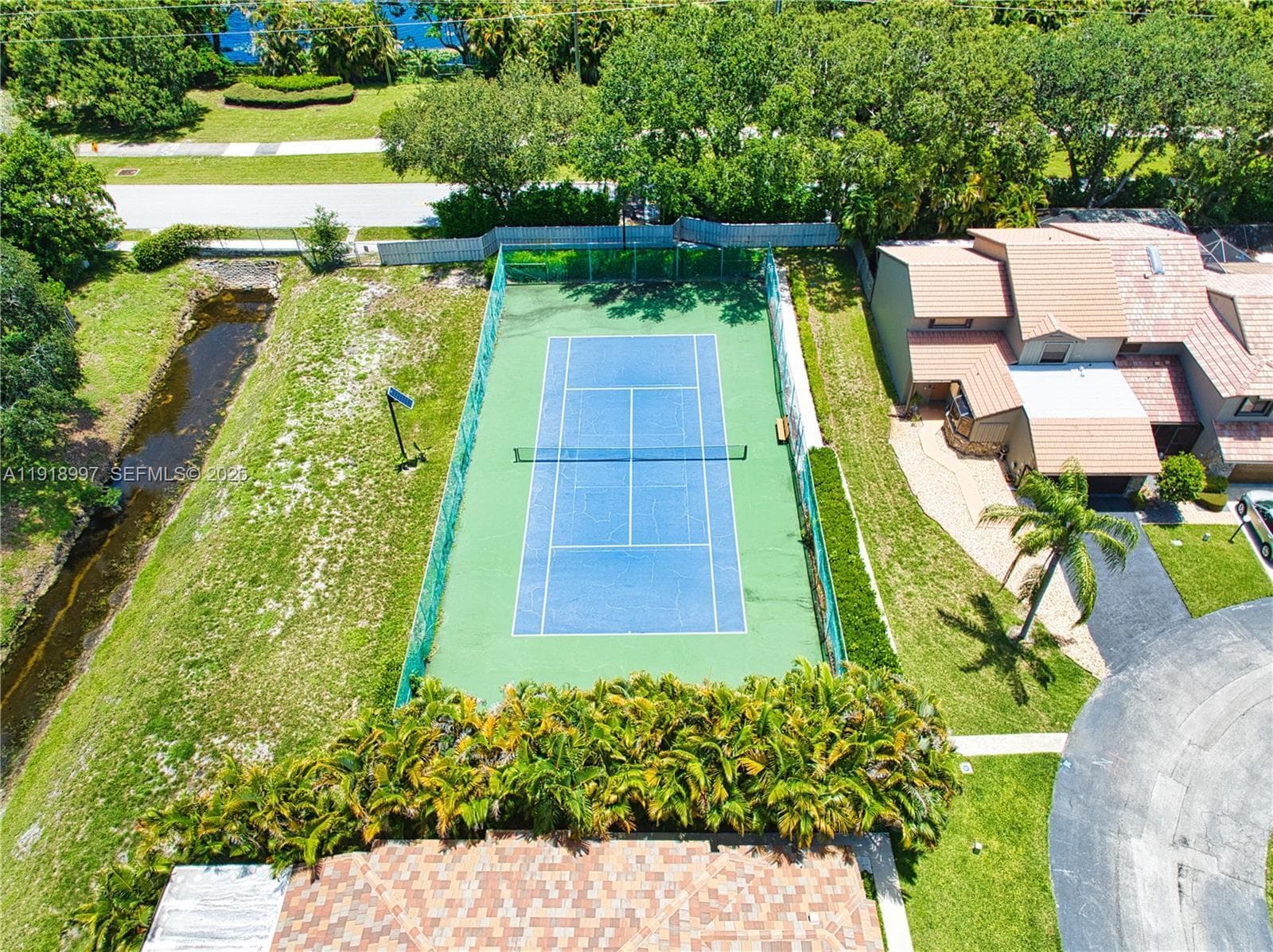 11122 Curry Drive, Palm Beach Gardens, FL 33418 — photo 31 of 35