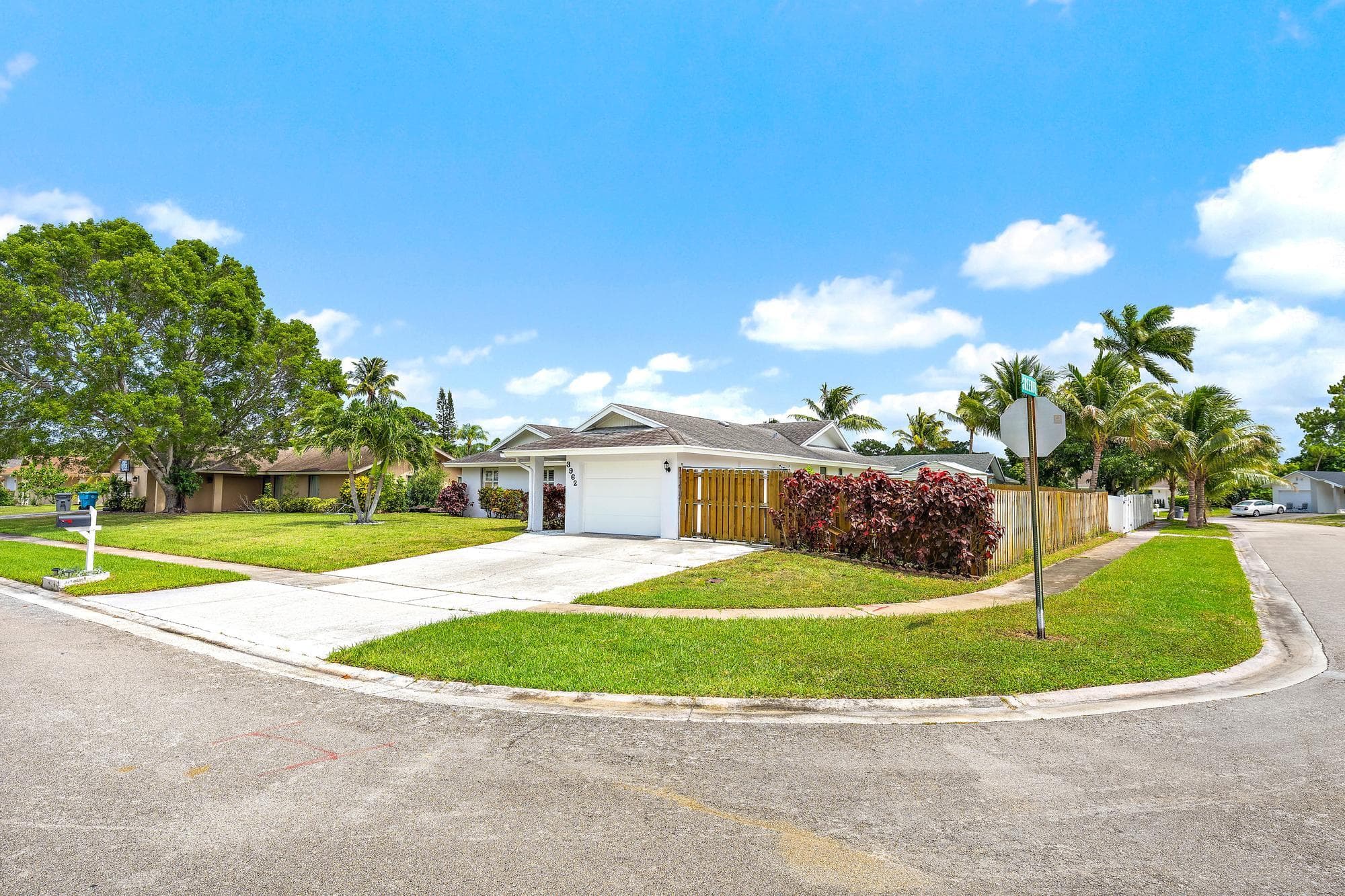 3962 Winfield Road, Boynton Beach, FL 33436 — photo 5 of 23
