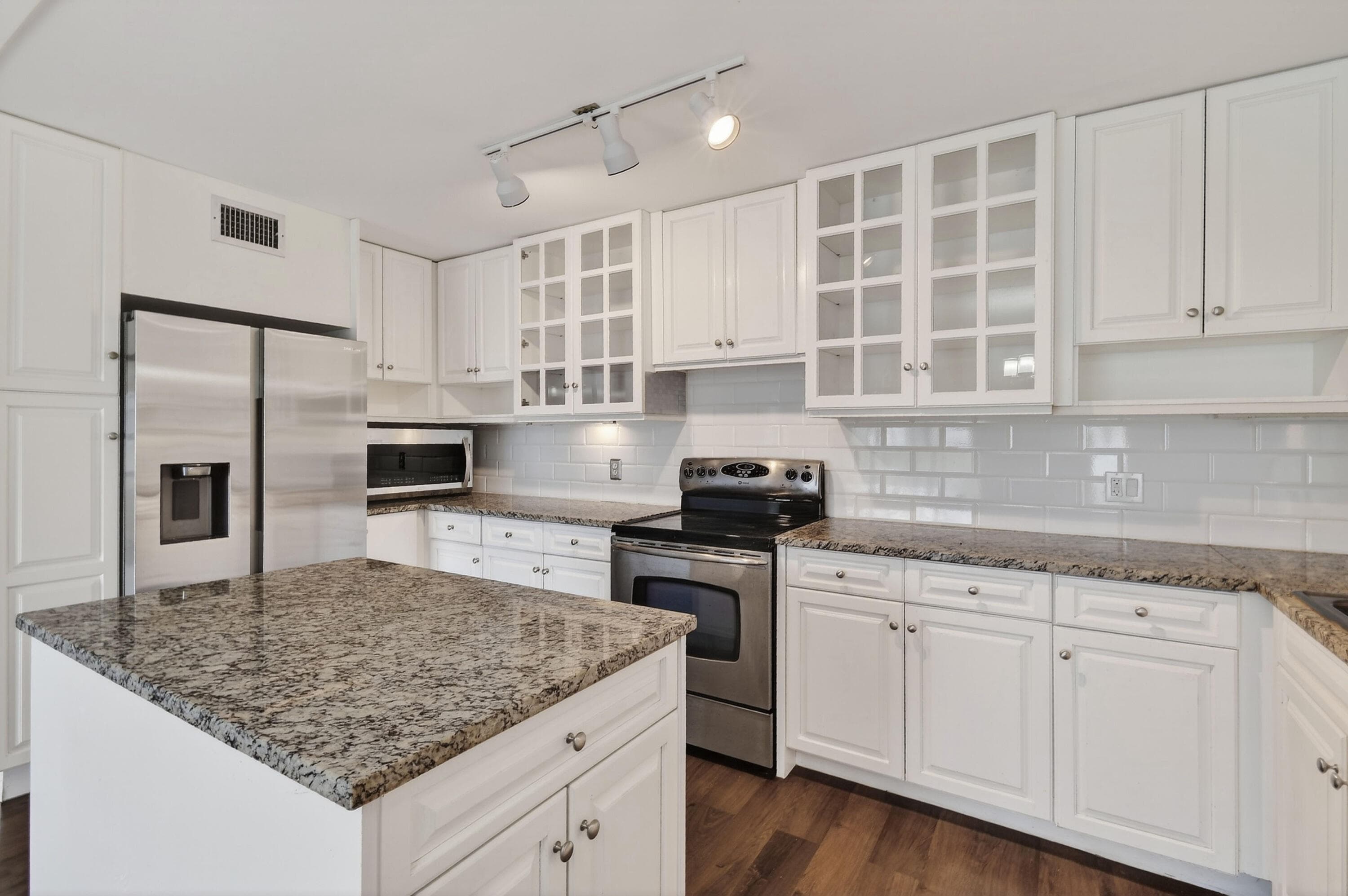 3594 Alder Drive F2, West Palm Beach, FL 33417 — photo 14 of 57