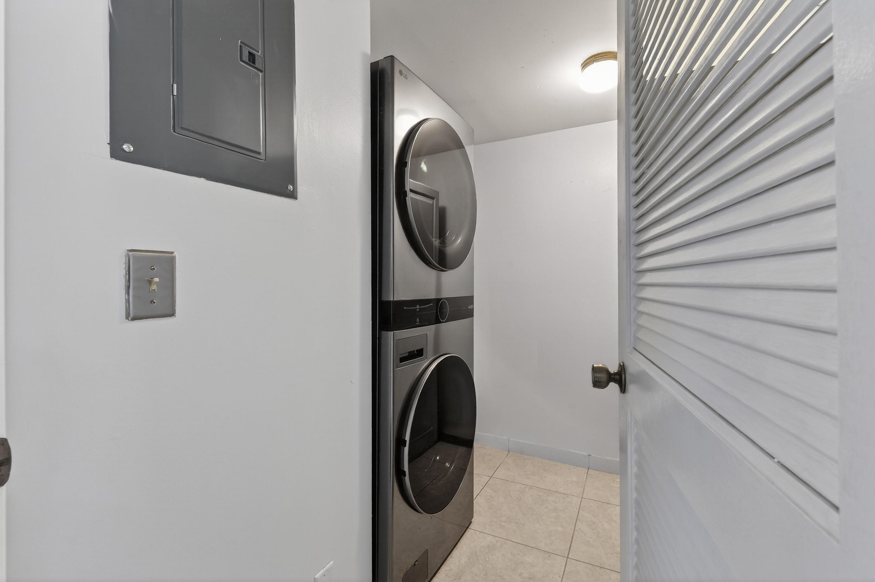 3594 Alder Drive F2, West Palm Beach, FL 33417 — photo 36 of 57