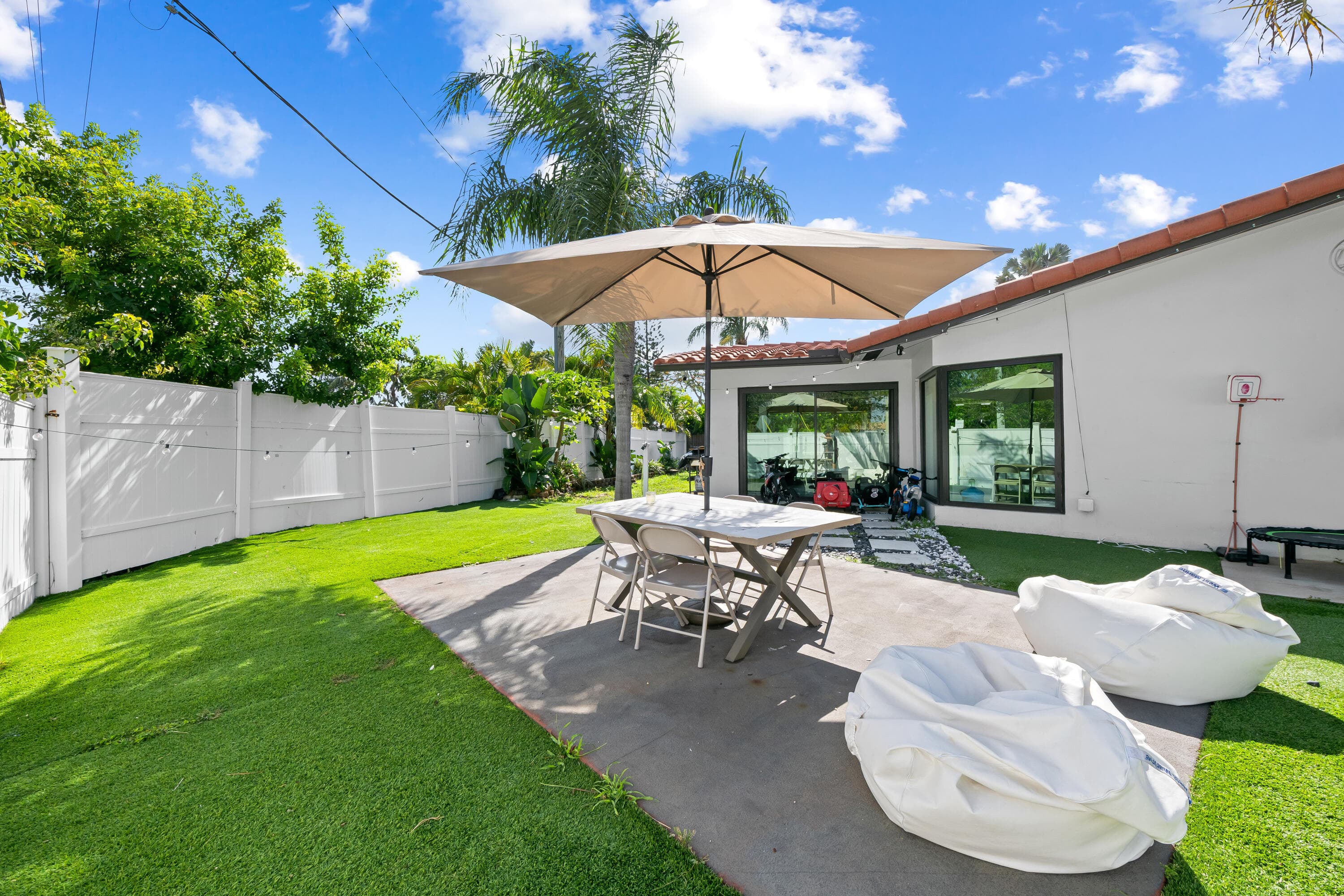 2601 NE 8th Court, Pompano Beach, FL 33062 — photo 27 of 29