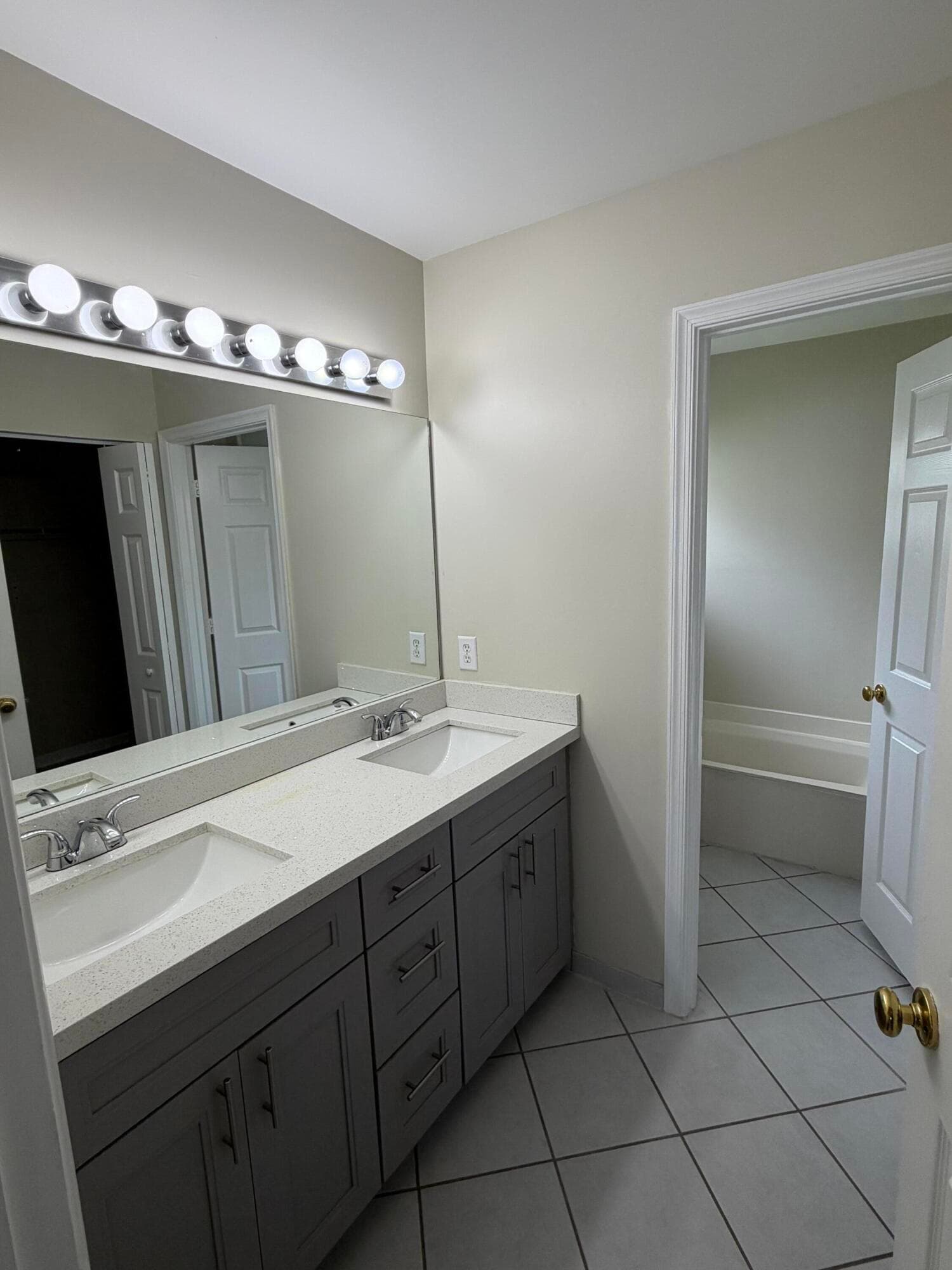 387 SW 206th Avenue 0, Pembroke Pines, FL 33029 — photo 13 of 24