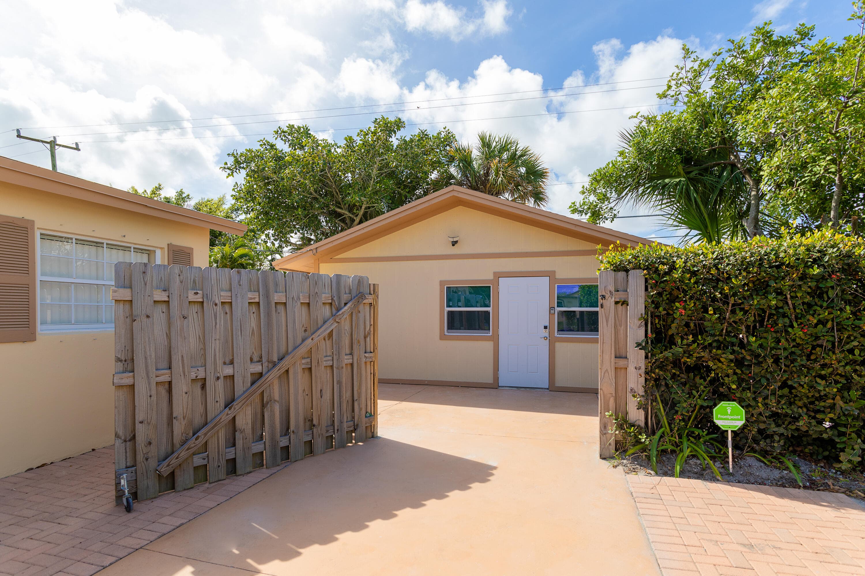 1724 37th Street, West Palm Beach, FL 33407 — photo 14 of 15
