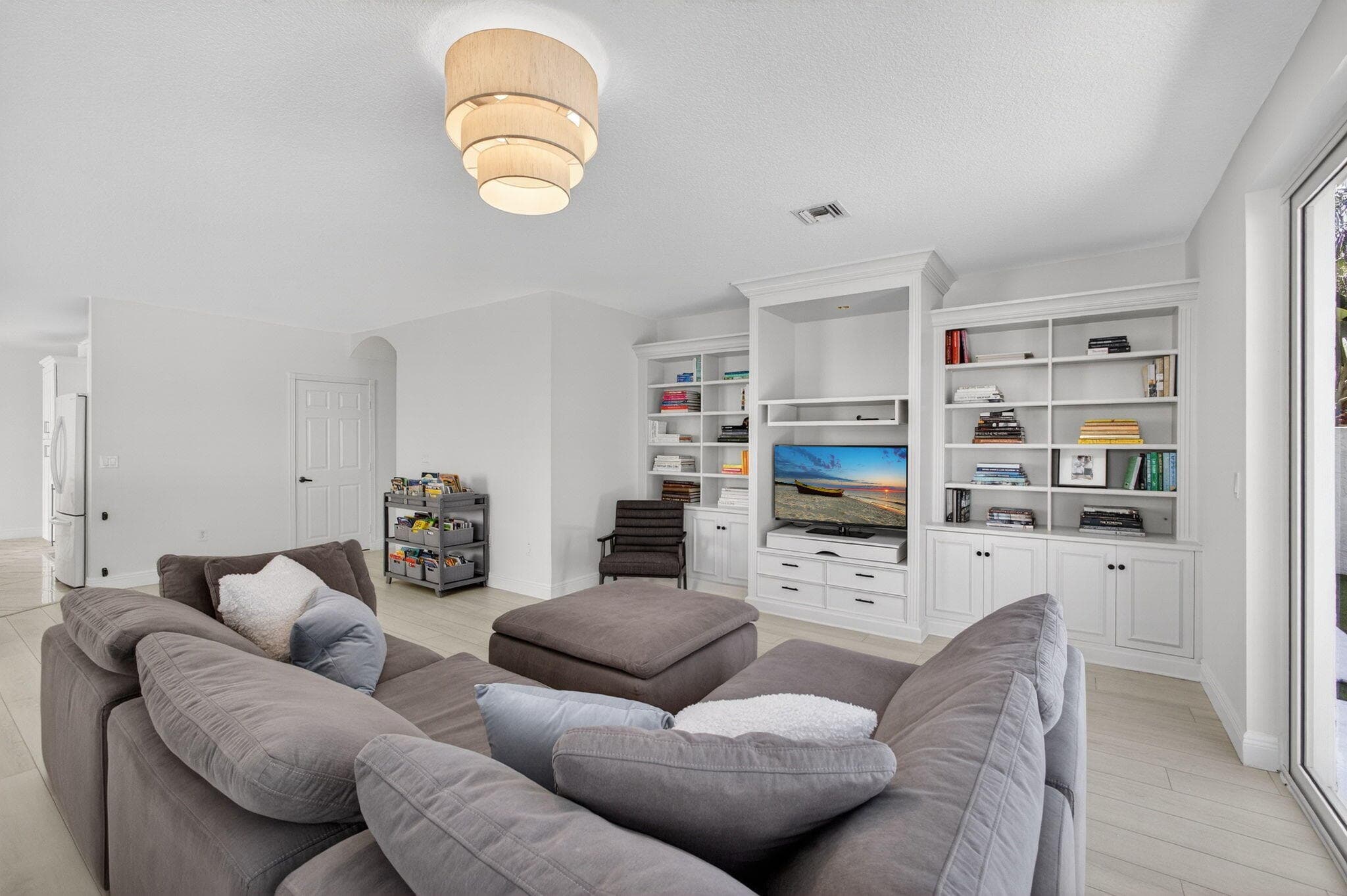 2114 Chagall Circle, West Palm Beach, FL 33409 — photo 14 of 50