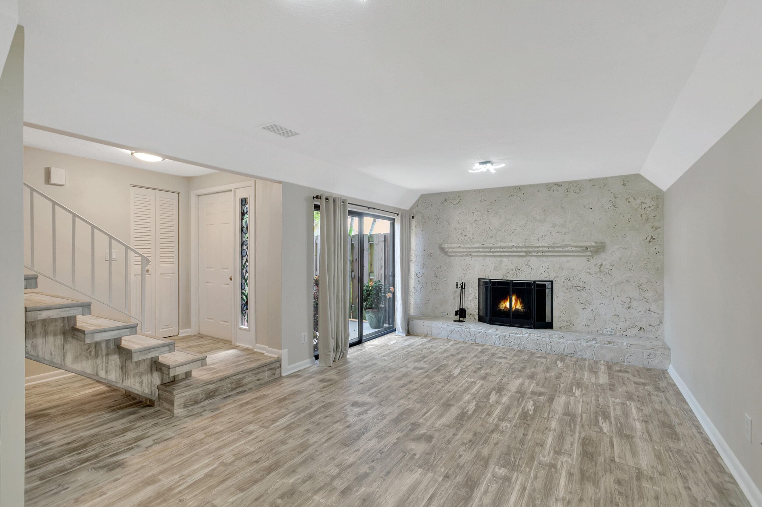 3530 E Gardens East Drive E B, Palm Beach Gardens, FL 33410 — photo 12 of 42