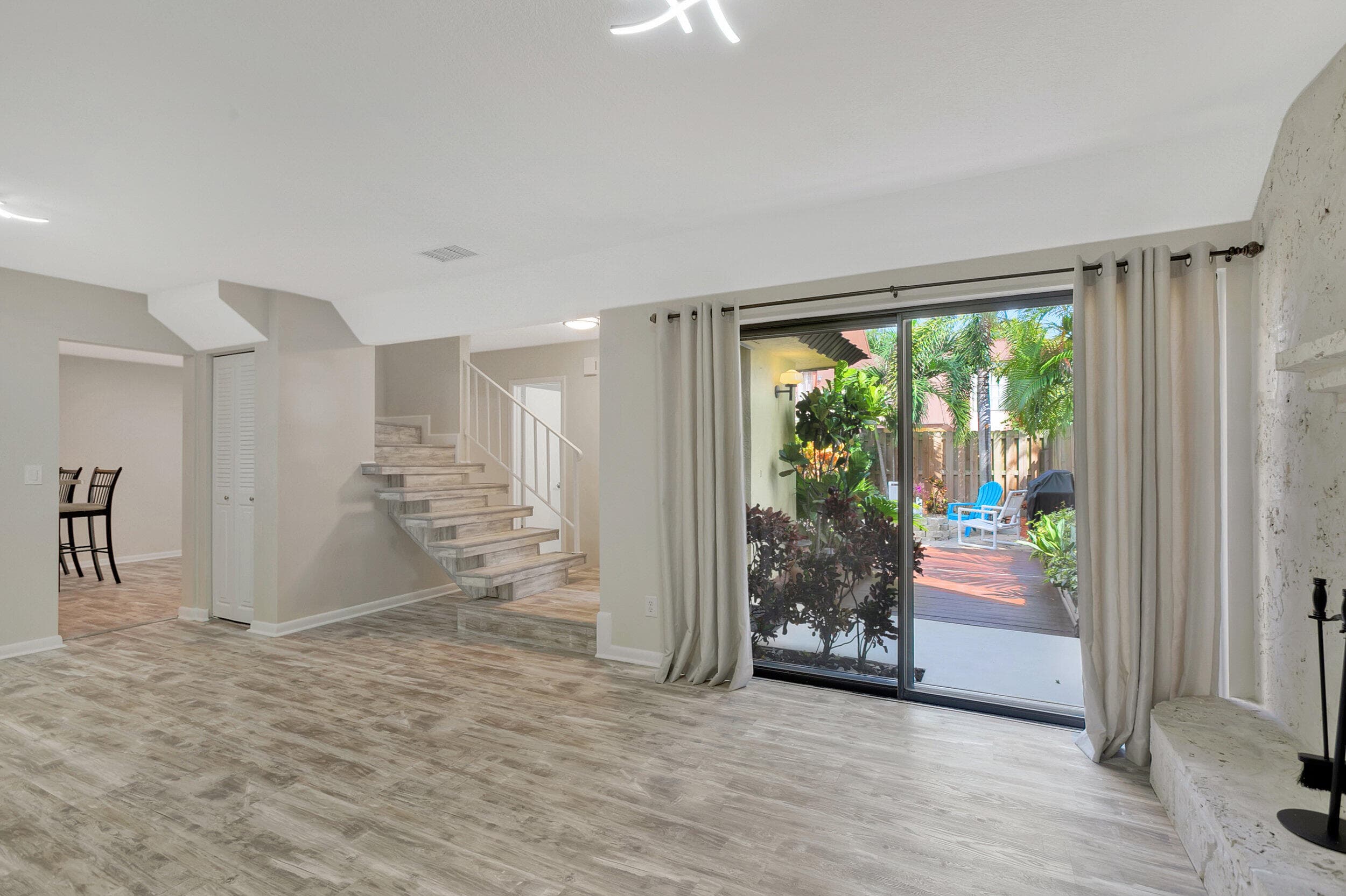 3530 E Gardens East Drive E B, Palm Beach Gardens, FL 33410 — photo 14 of 42