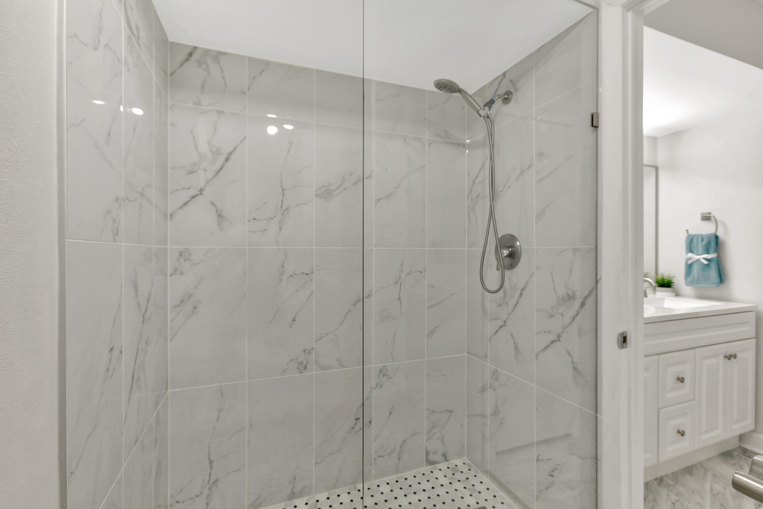 3530 E Gardens East Drive E B, Palm Beach Gardens, FL 33410 — photo 36 of 42