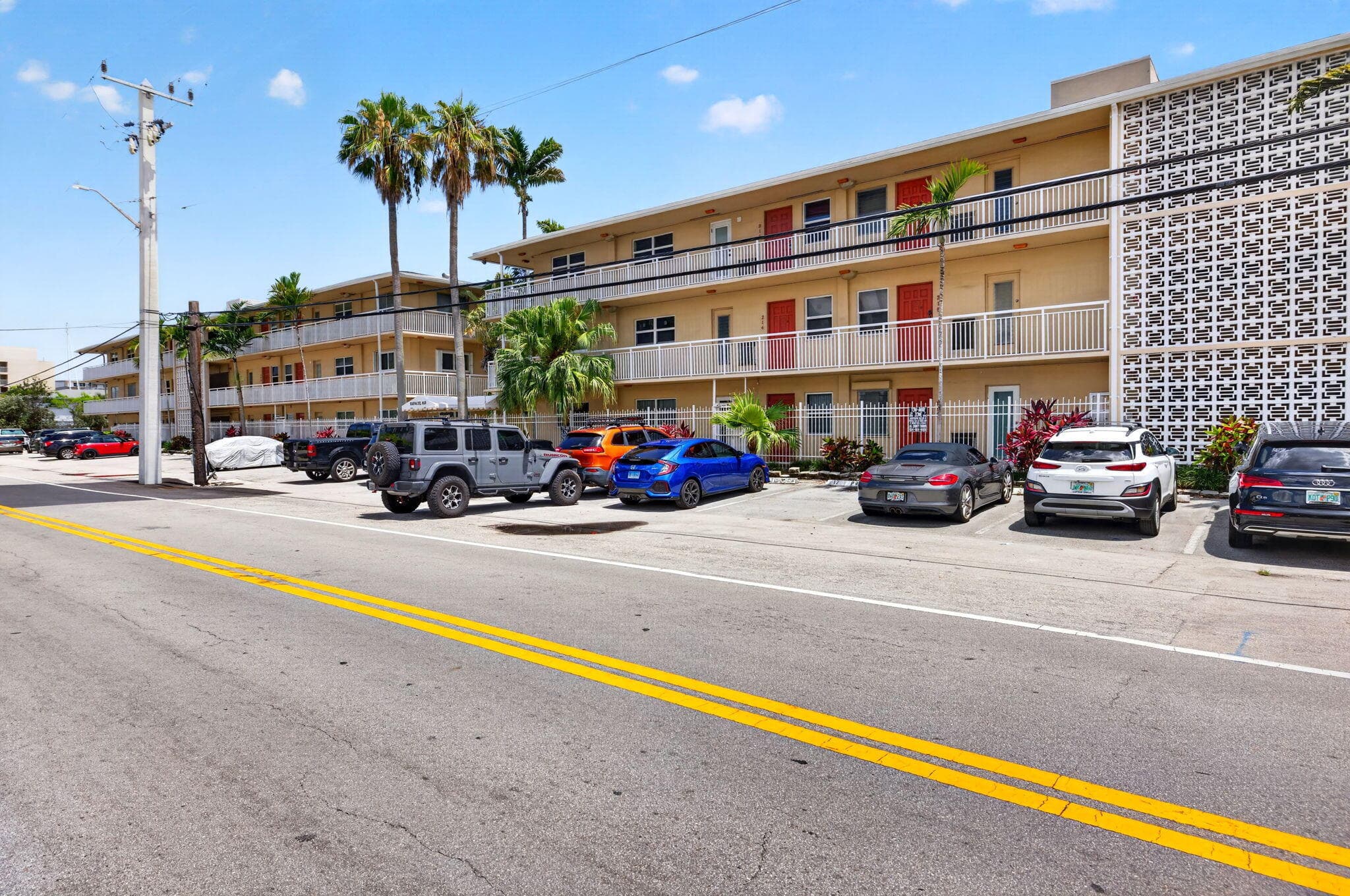 1500 SE 15th Street 315, Fort Lauderdale, FL 33316 — photo 6 of 38