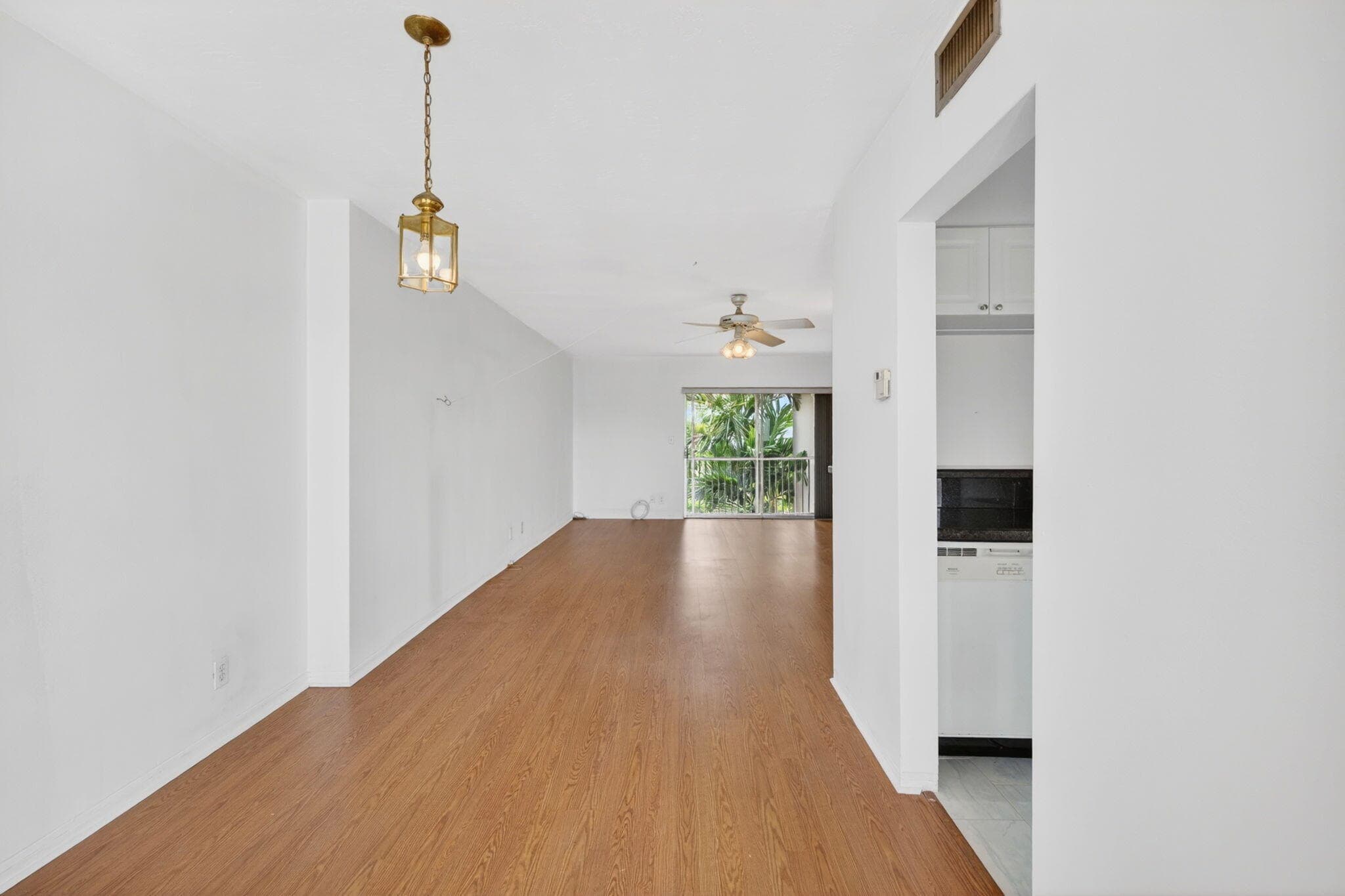1500 SE 15th Street 315, Fort Lauderdale, FL 33316 — photo 9 of 38