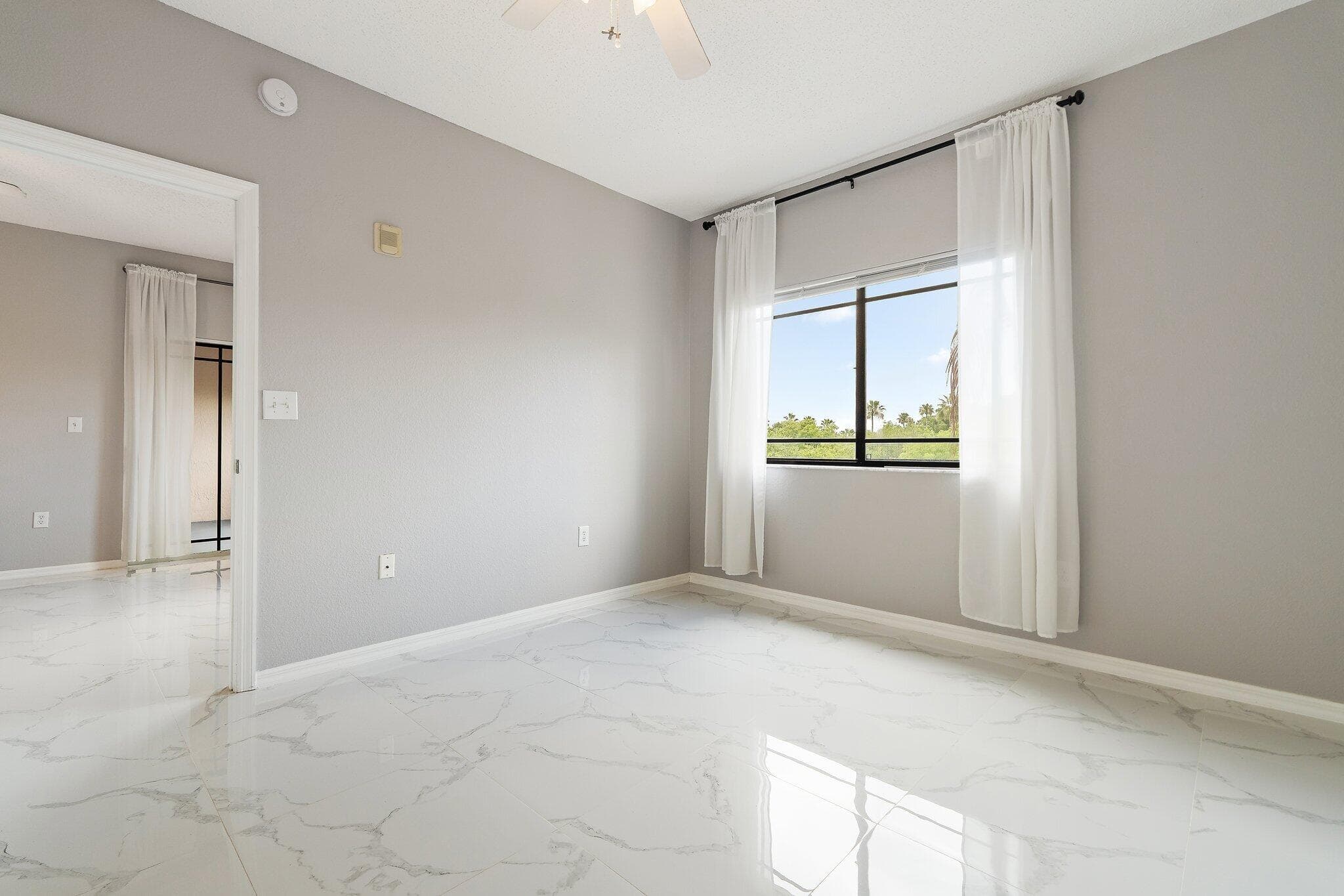 2917 Tuscany Court 302, Palm Beach Gardens, FL 33410 — photo 8 of 52