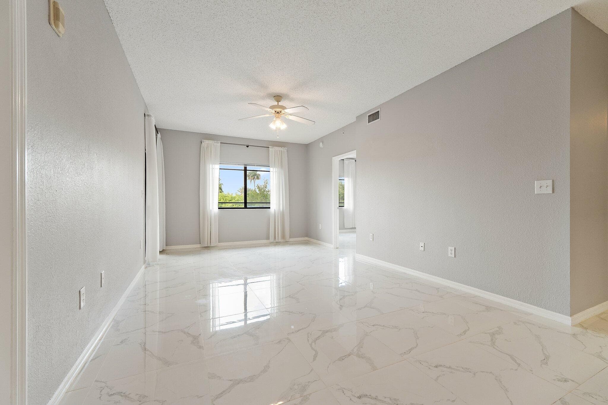 2917 Tuscany Court 302, Palm Beach Gardens, FL 33410 — photo 17 of 52