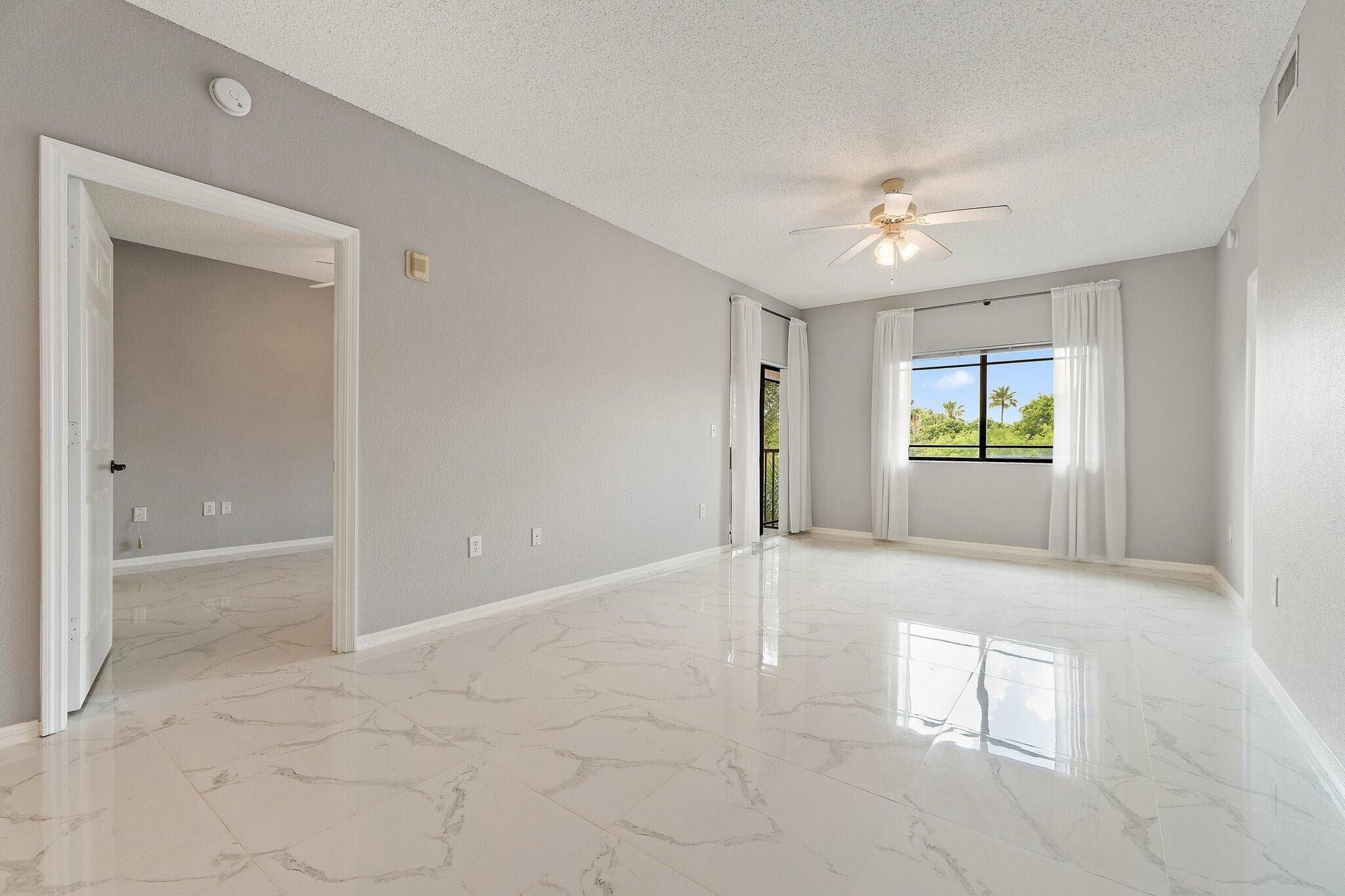 2917 Tuscany Court 302, Palm Beach Gardens, FL 33410 — photo 18 of 52