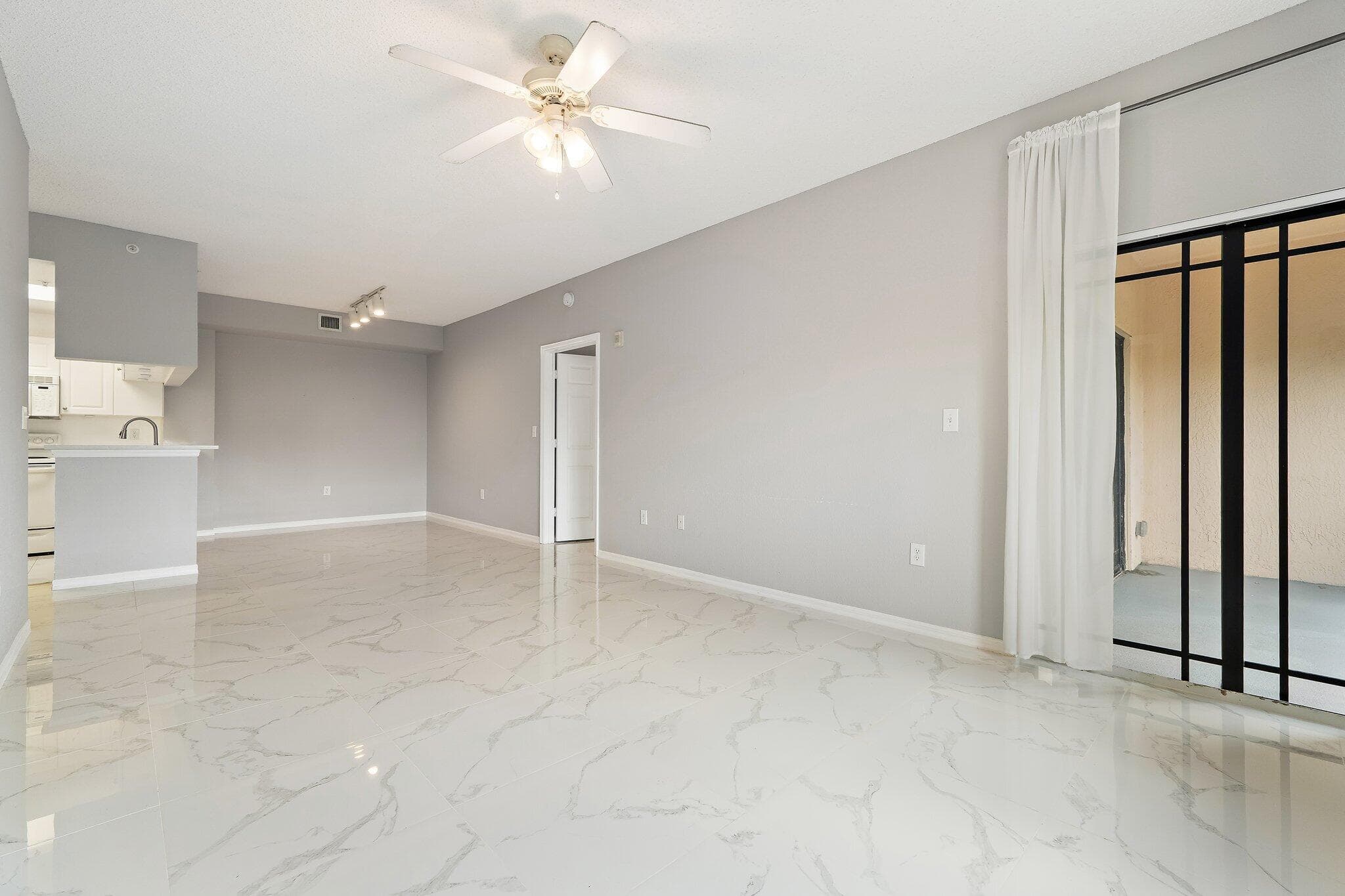 2917 Tuscany Court 302, Palm Beach Gardens, FL 33410 — photo 20 of 52