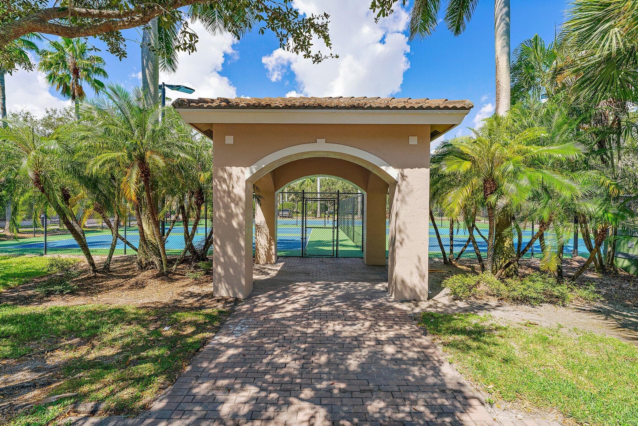 2917 Tuscany Court 302, Palm Beach Gardens, FL 33410 — photo 33 of 52