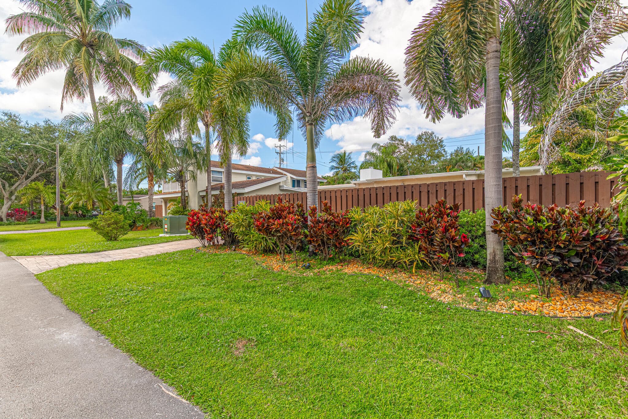 1717 SW 12th Court, Fort Lauderdale, FL 33312 — photo 2 of 32