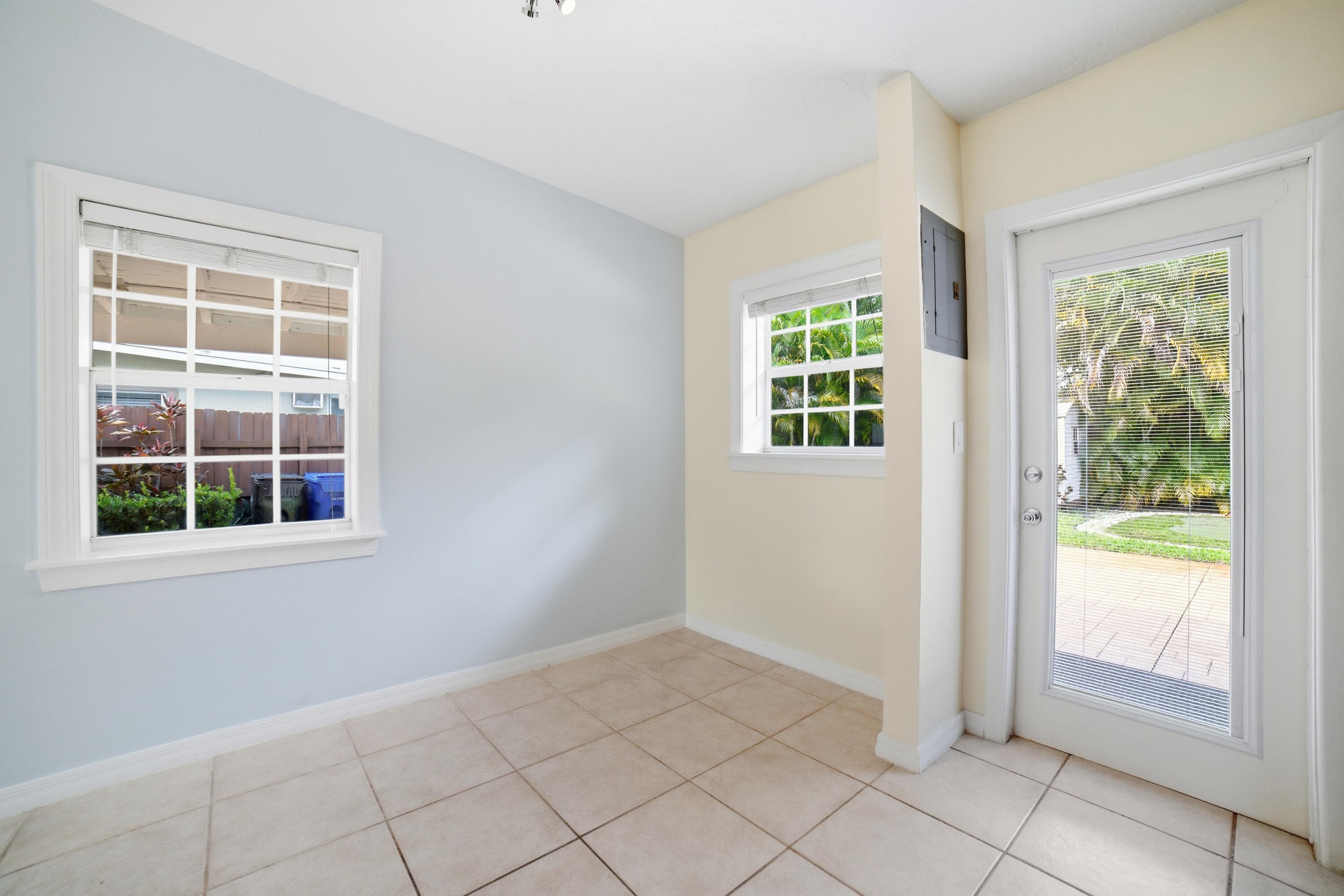 1717 SW 12th Court, Fort Lauderdale, FL 33312 — photo 9 of 32