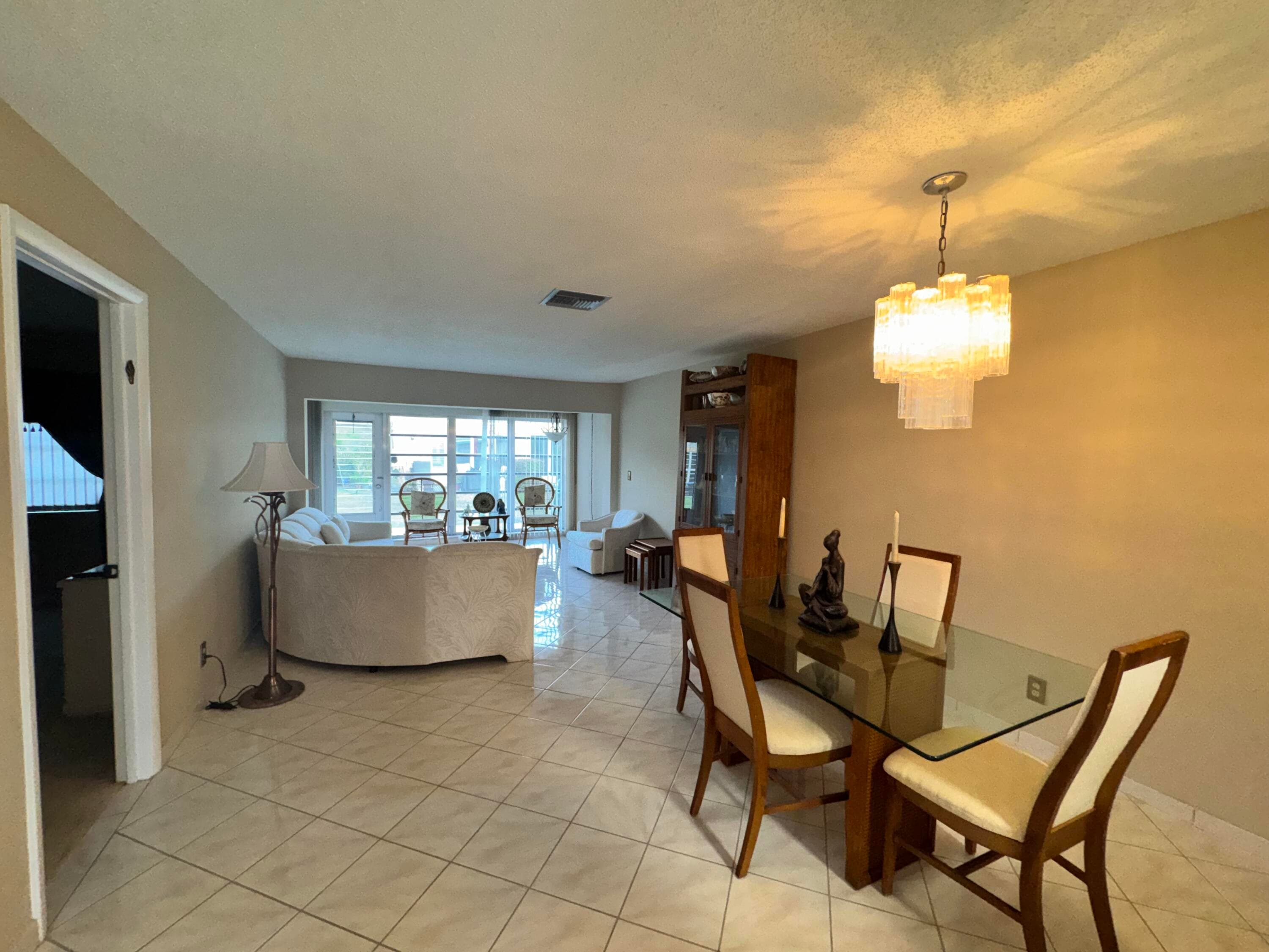 13731 Flora Place C, Delray Beach, FL 33484 — photo 8 of 31