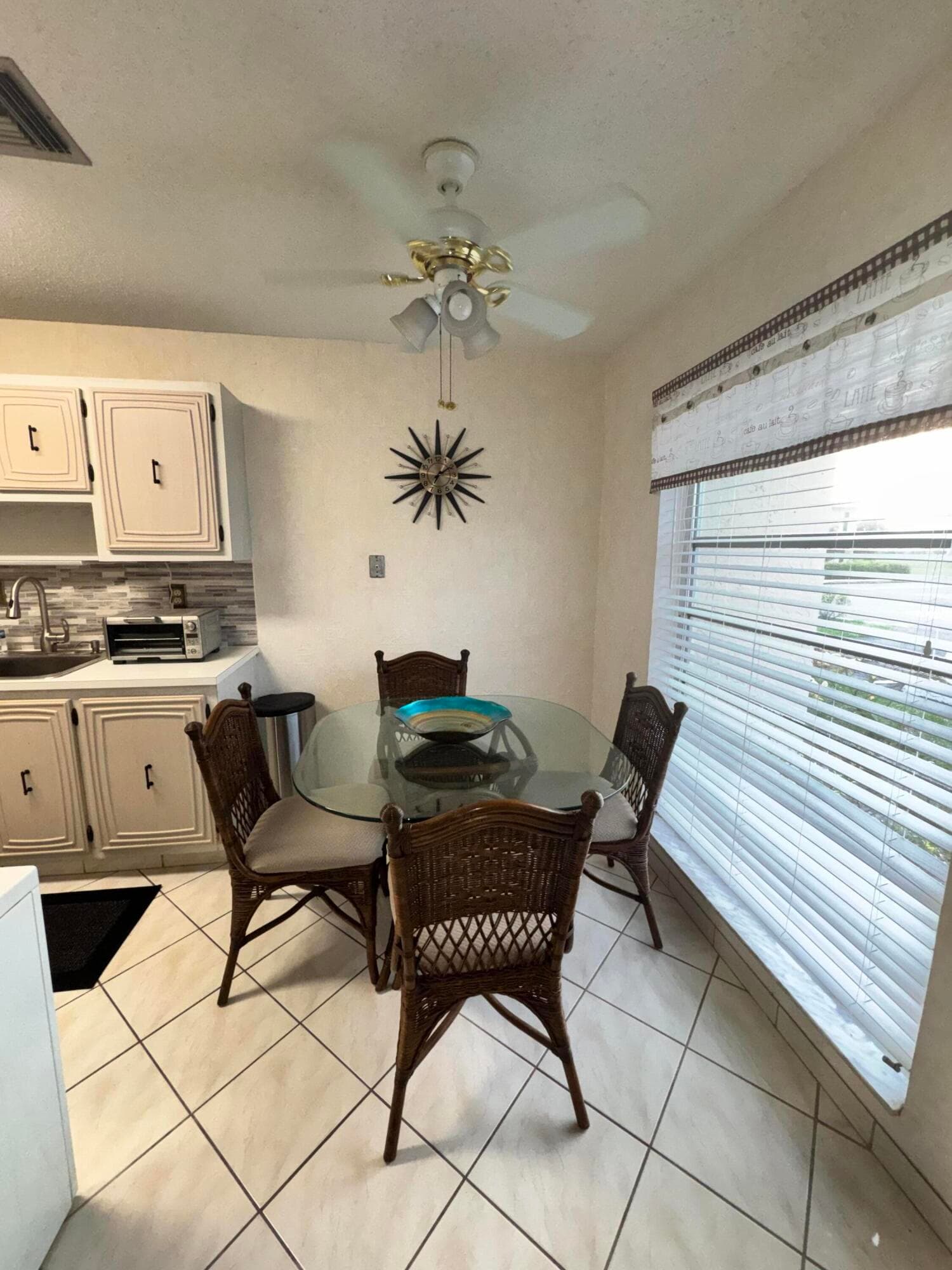 13731 Flora Place C, Delray Beach, FL 33484 — photo 23 of 31