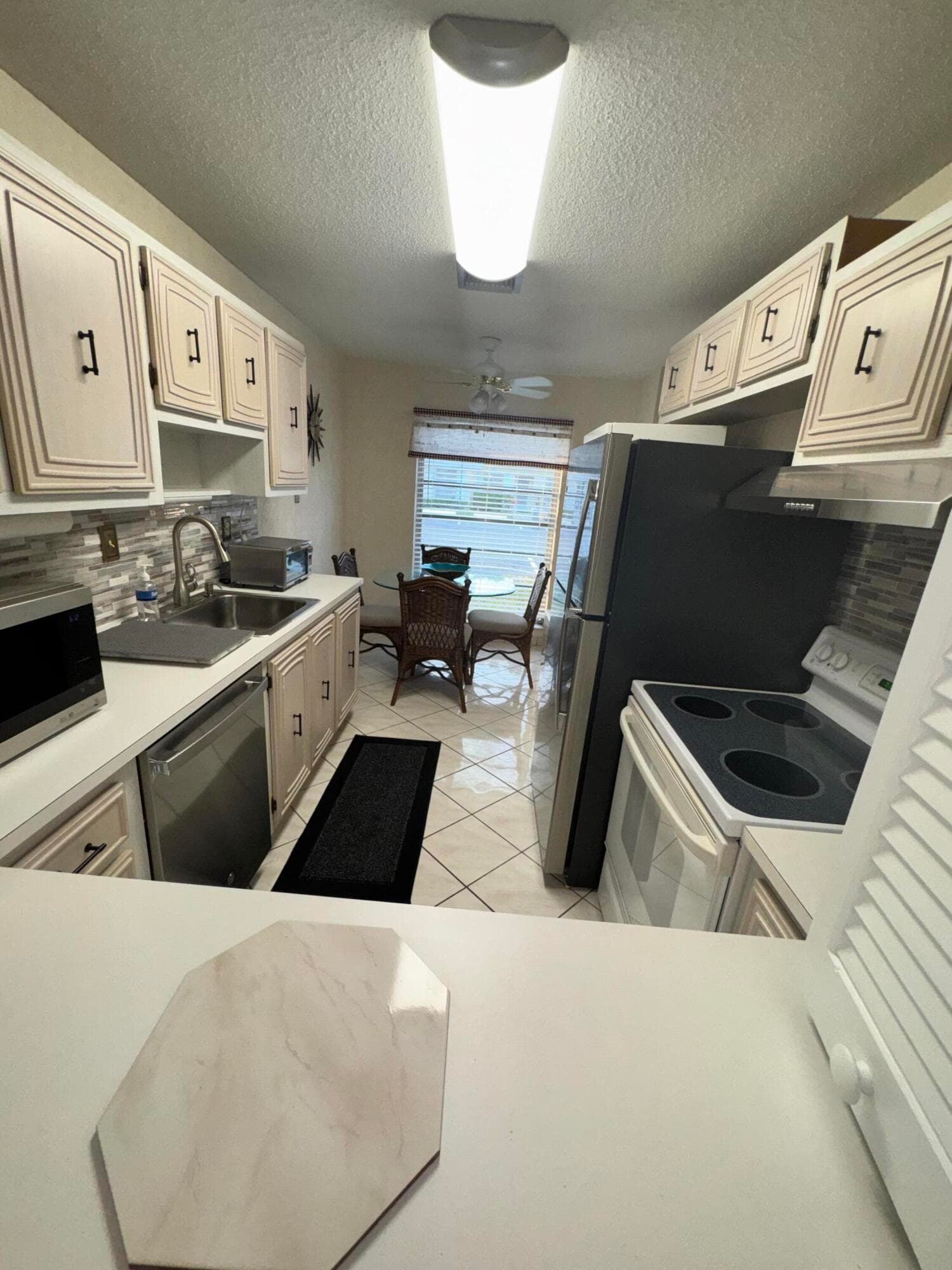 13731 Flora Place C, Delray Beach, FL 33484 — photo 2 of 31