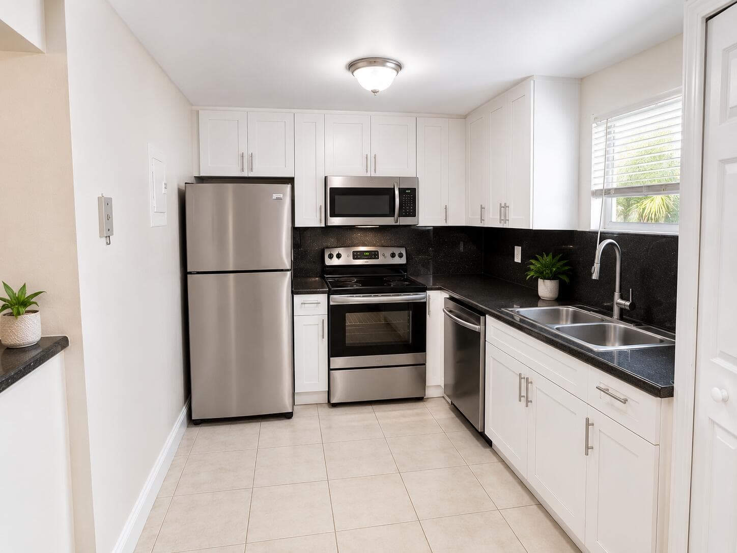 4205 N University Drive 106, Sunrise, FL 33351 — photo 12 of 37