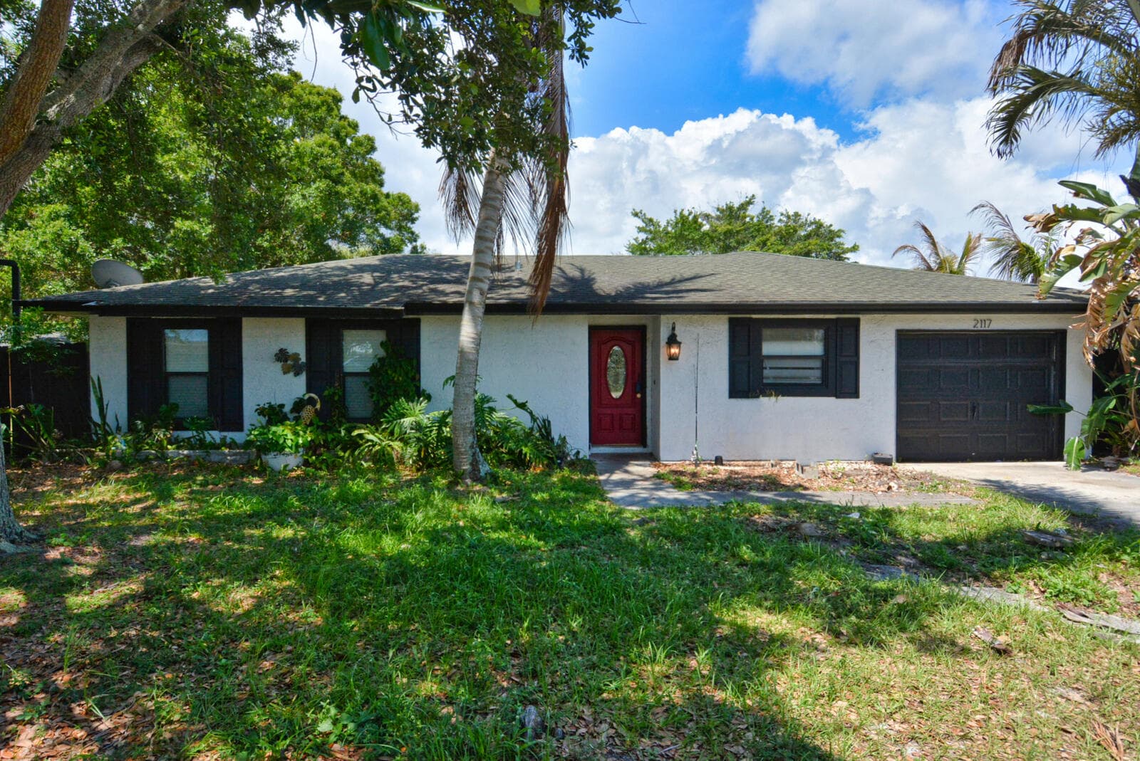2117 SE East Dunbrooke Circle, Port St. Lucie, FL 34952 — photo 1 of 40