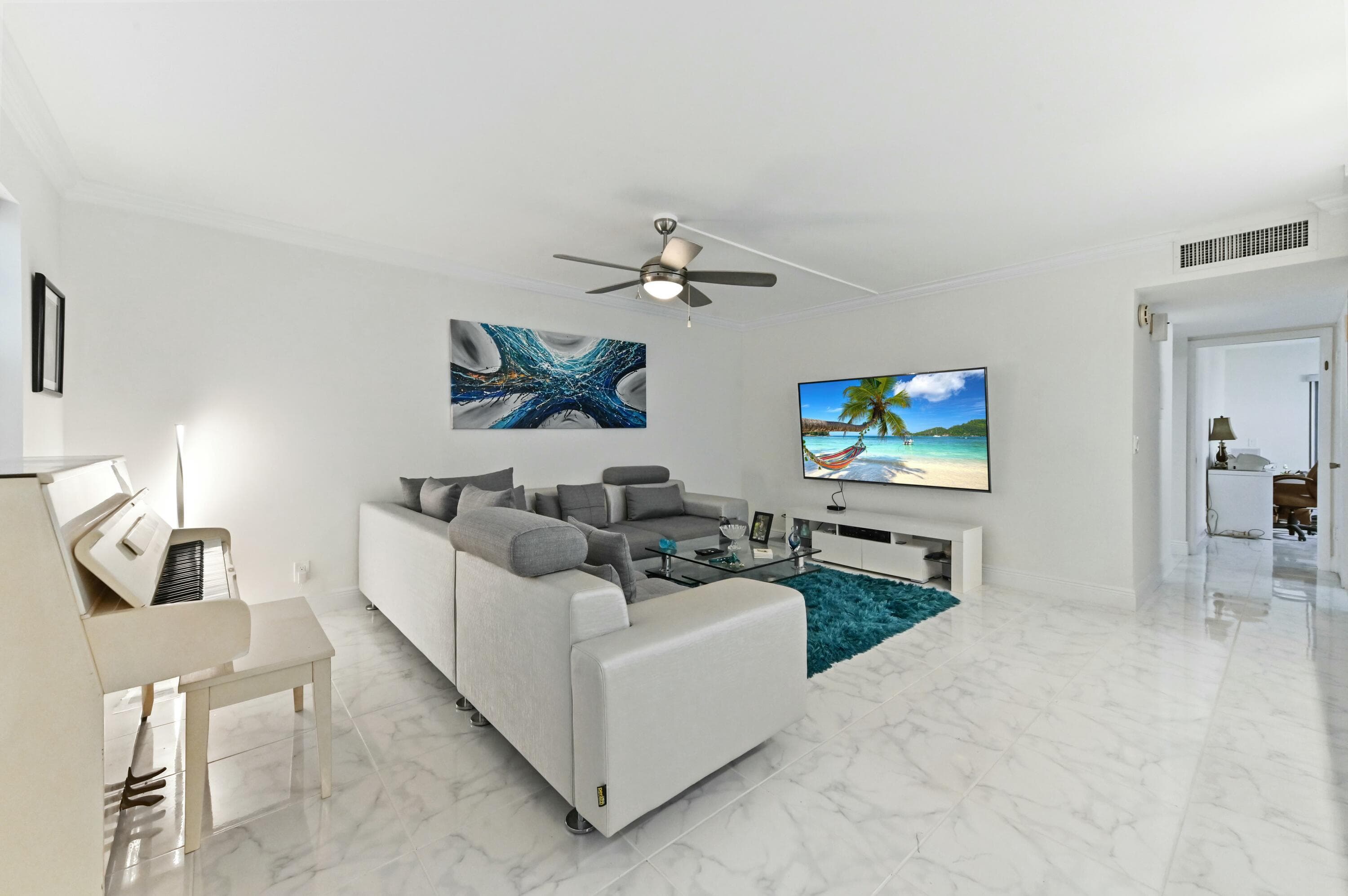 548 Burgundy L, Delray Beach, FL 33484 — photo 5 of 34