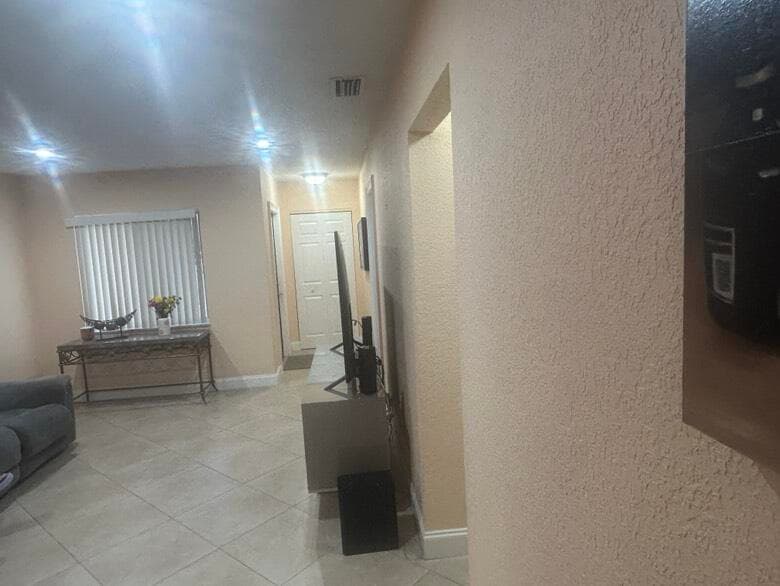 8362 NW 23rd Manor, Coral Springs, FL 33065 — photo 7 of 36