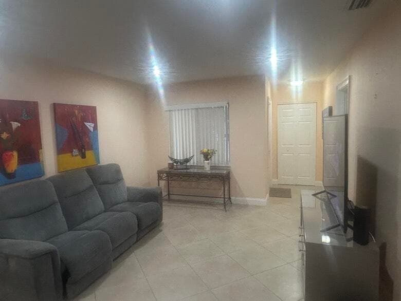 8362 NW 23rd Manor, Coral Springs, FL 33065 — photo 35 of 36