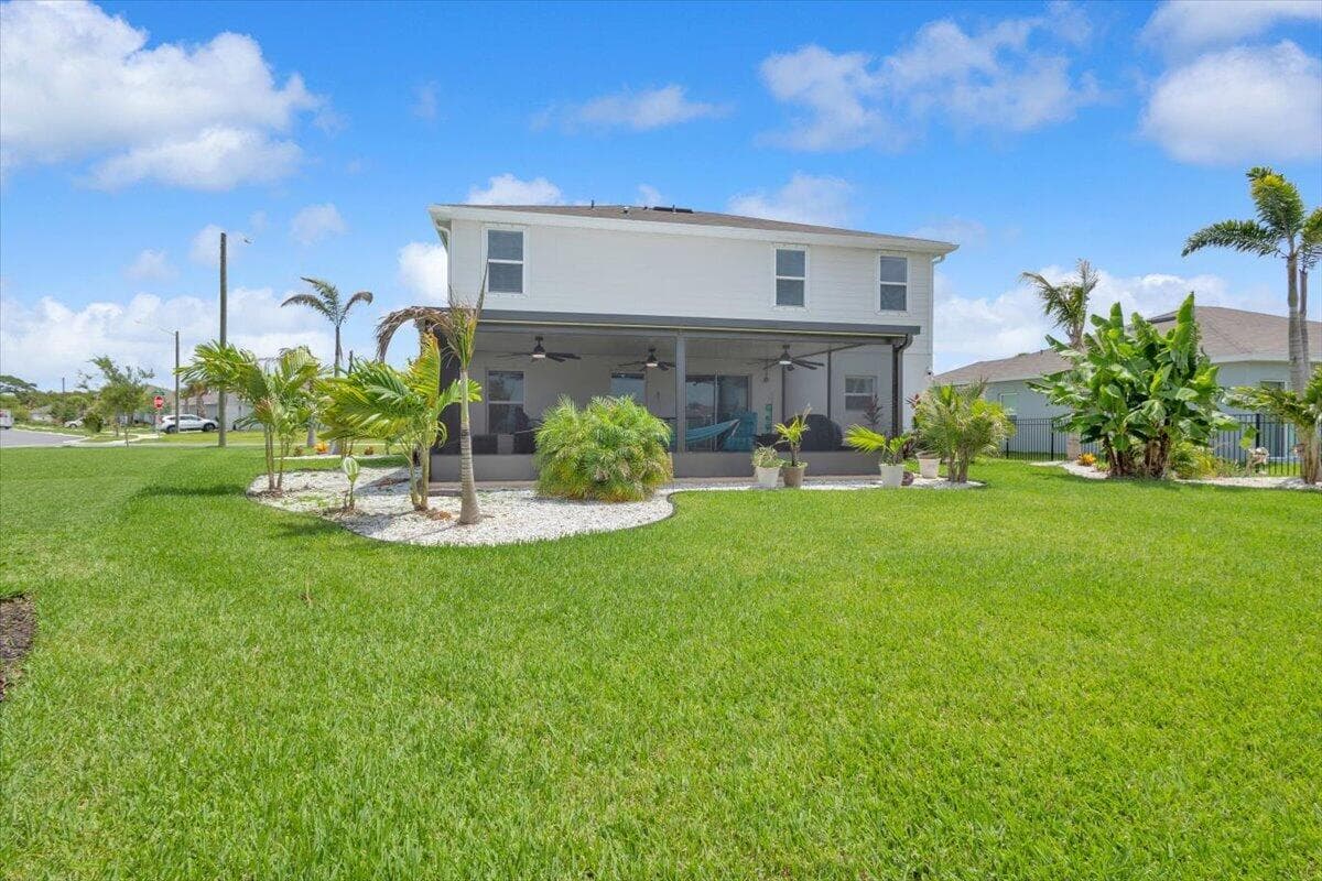 102 Pummelo Place, Fort Pierce, FL 34981 — photo 29 of 38