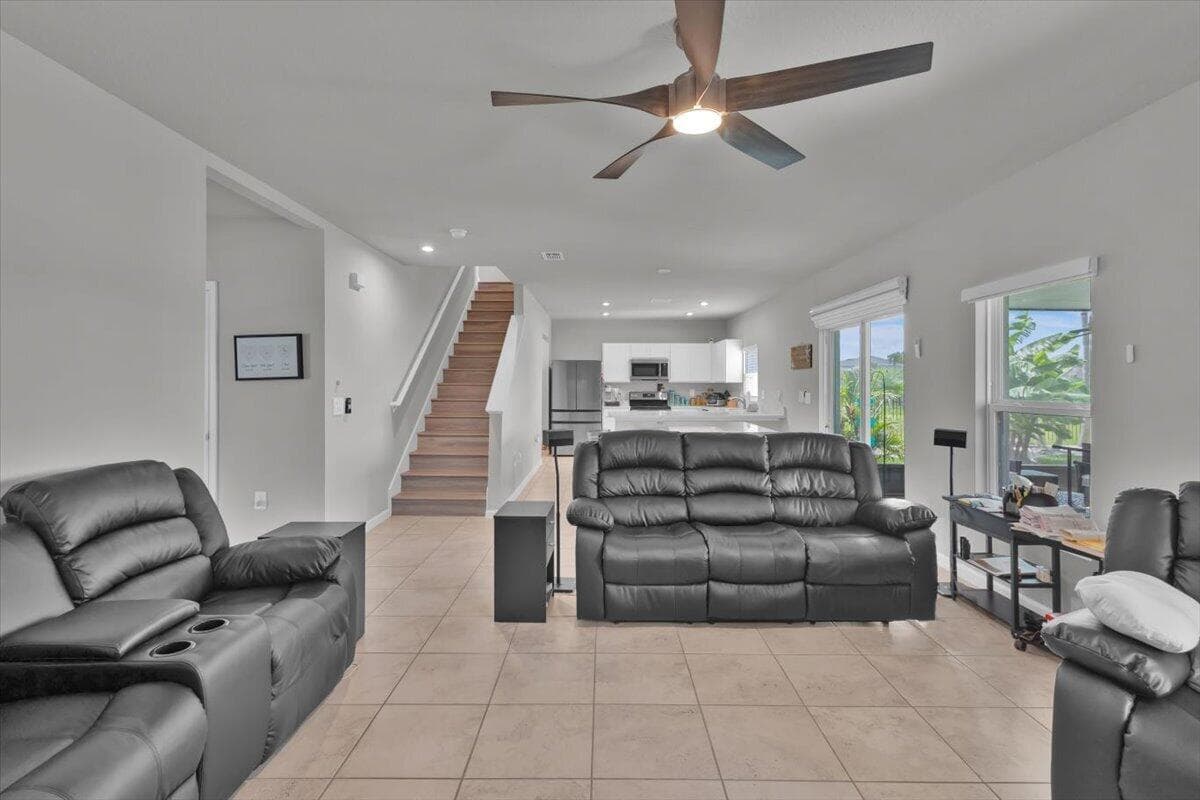 102 Pummelo Place, Fort Pierce, FL 34981 — photo 10 of 38